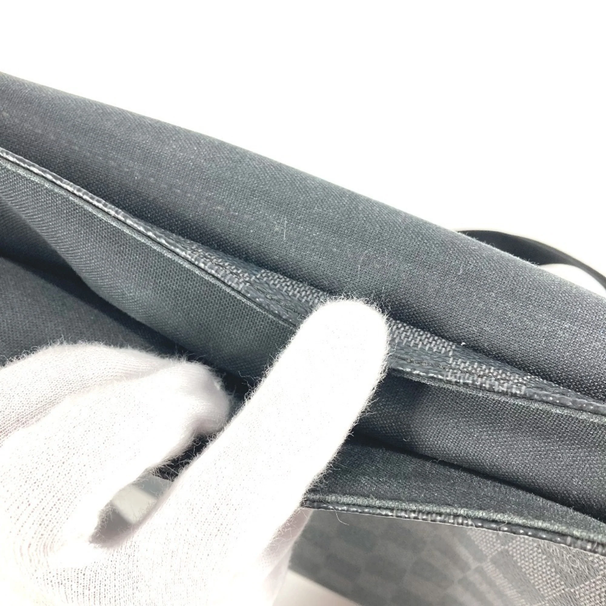 Daniel Messenger Bag Damier Graphite GM - Image 6