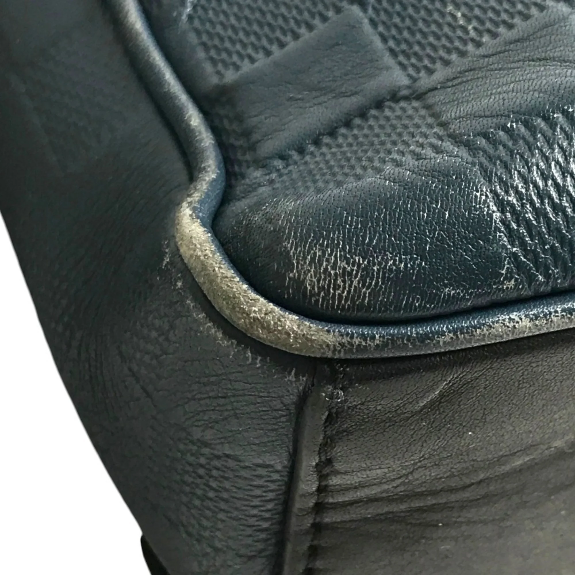 District Messenger Bag Damier Infini Leather PM - Image 9
