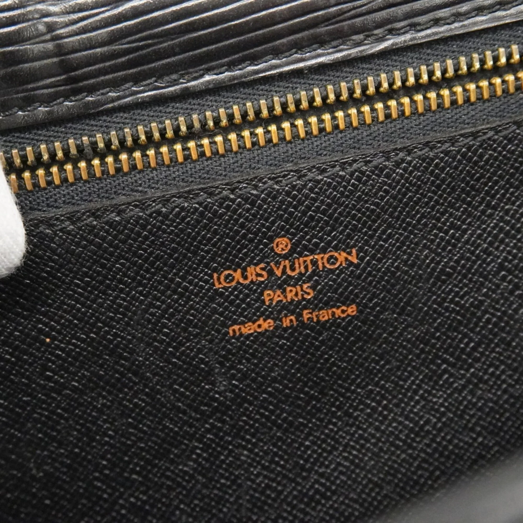 Dragonne Pochette Epi Leather - Image 5