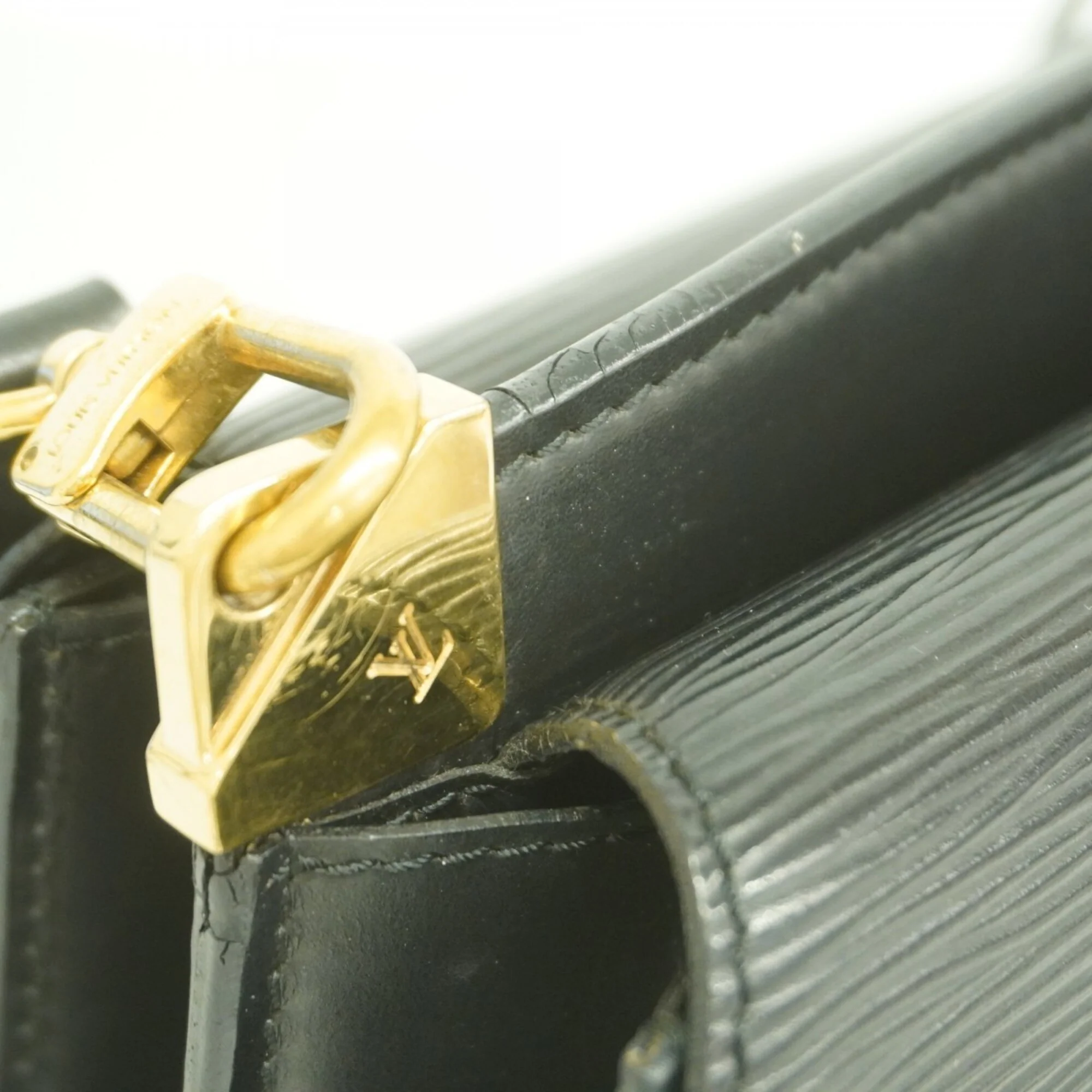 Grenelle Shoulder Bag Epi Leather - Image 9