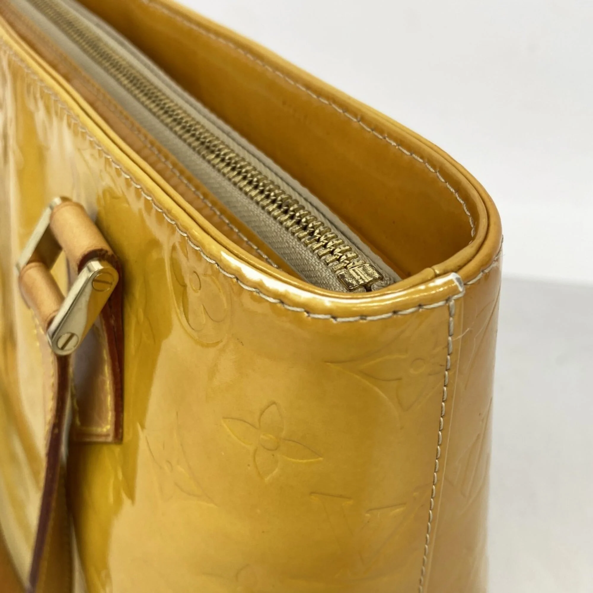 Houston Handbag Monogram Vernis - Image 6