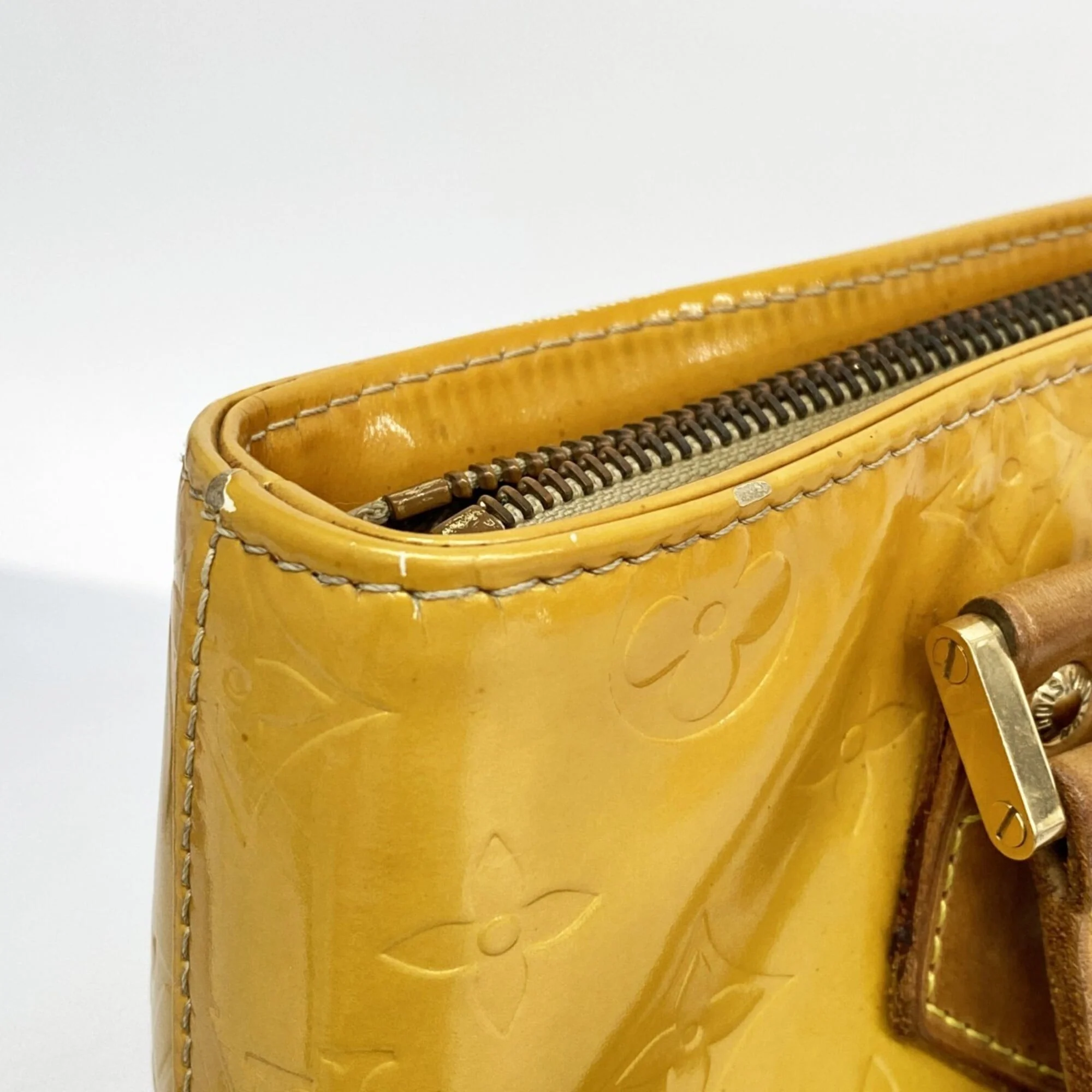 Houston Handbag Monogram Vernis - Image 7