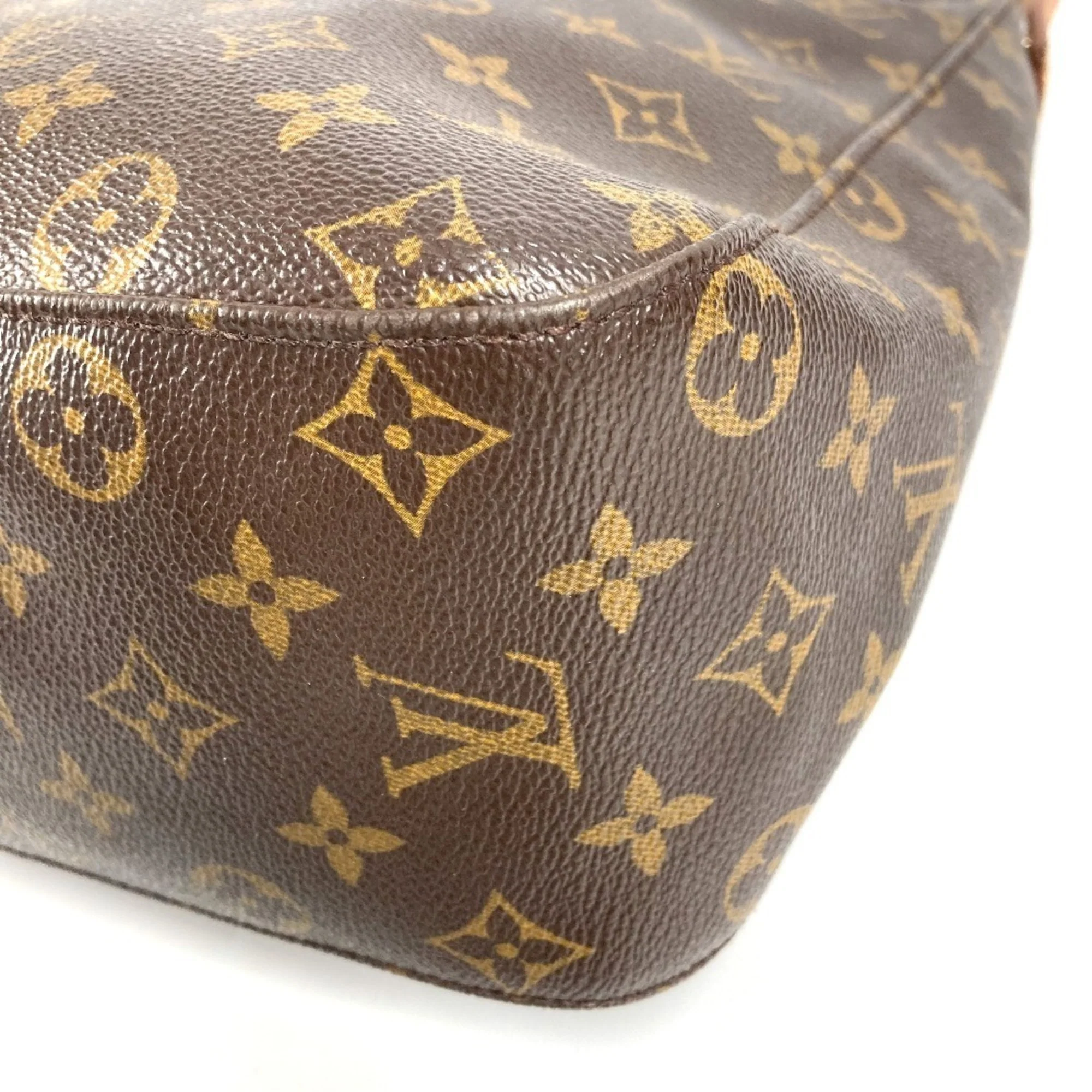 Looping Handbag Monogram Canvas GM - Image 6