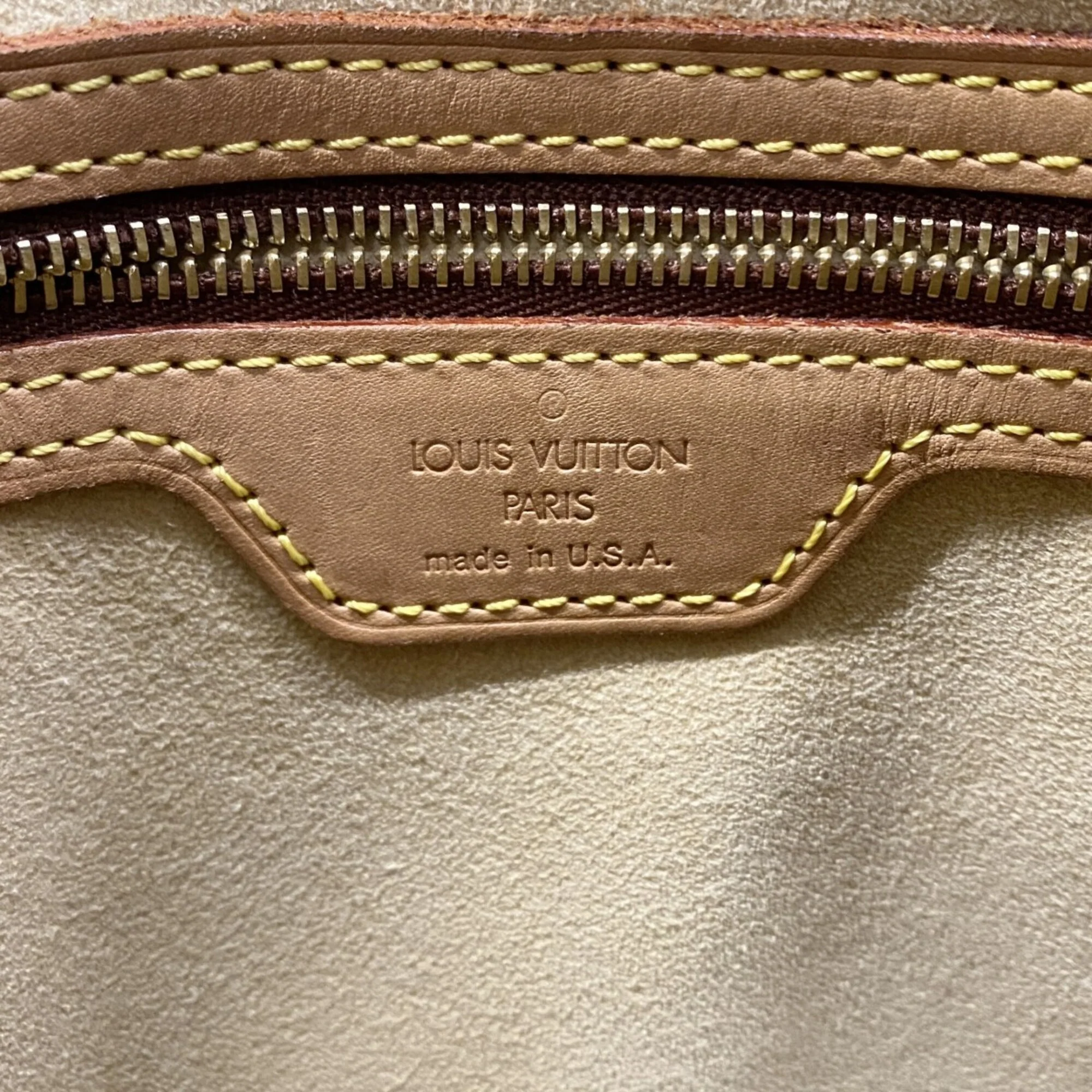 Looping Handbag Monogram Canvas GM - Image 5