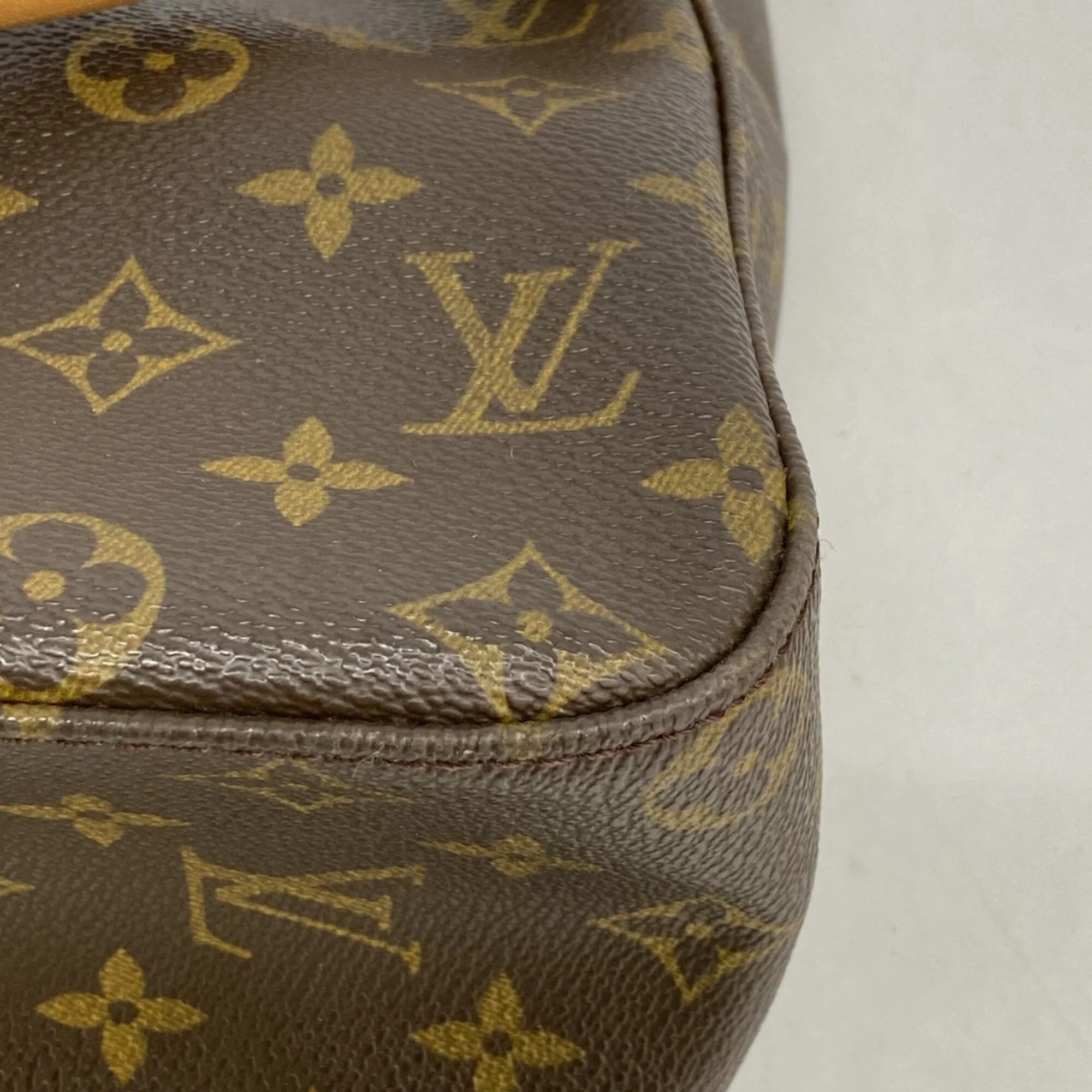 Looping Handbag Monogram Canvas GM - Image 6