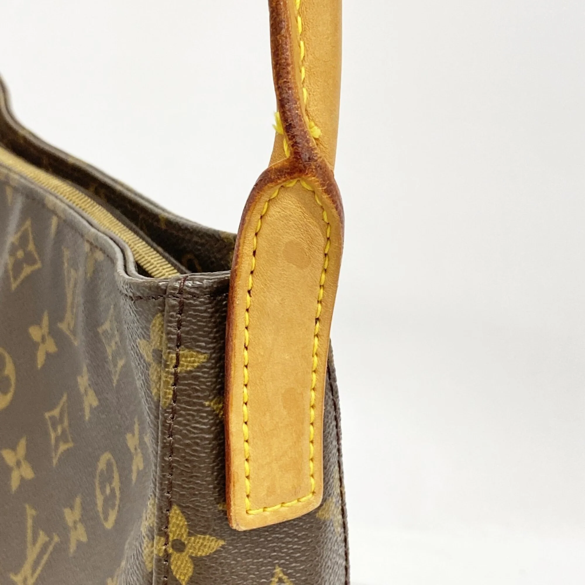 Looping Handbag Monogram Canvas GM - Image 9