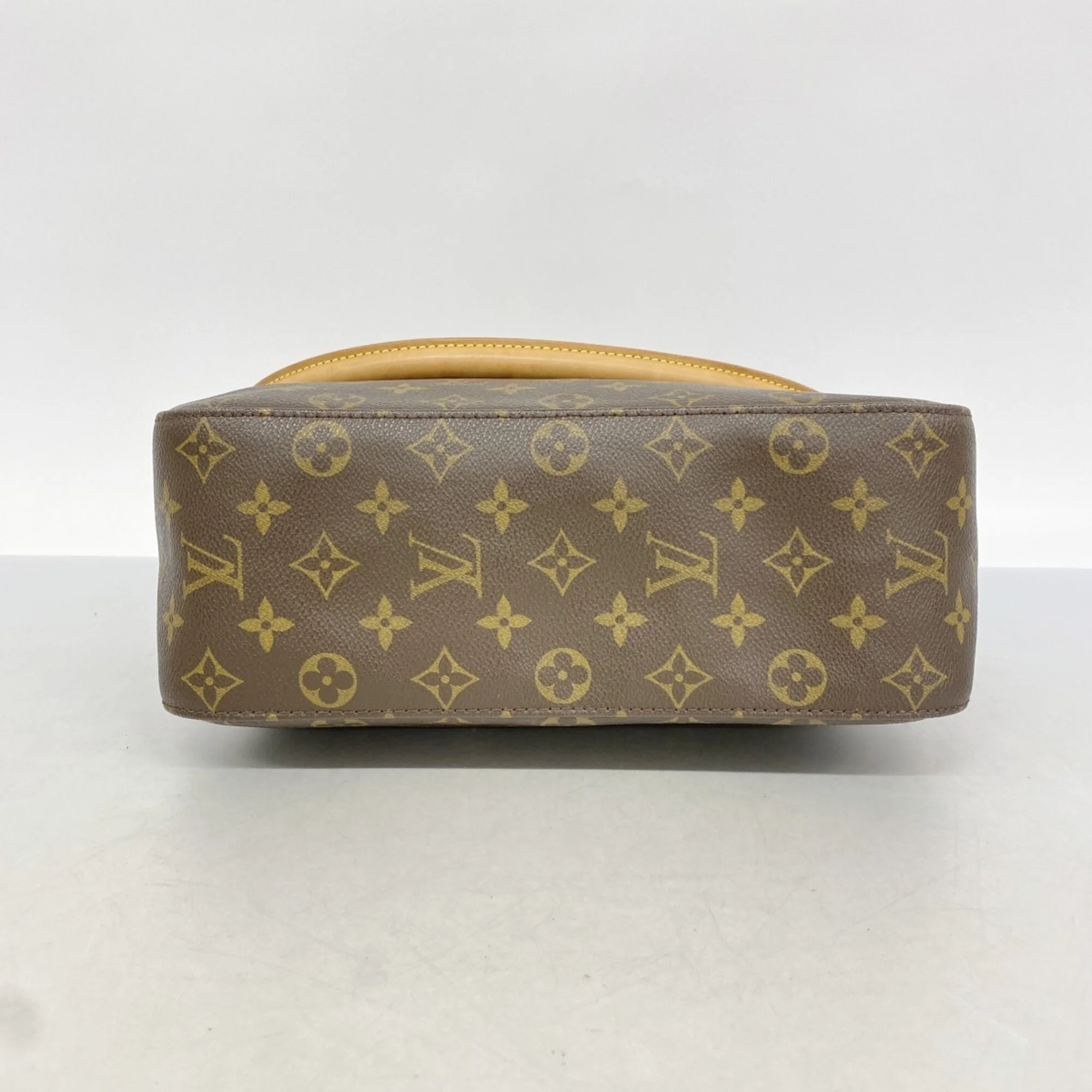 Looping Handbag Monogram Canvas GM - Image 3