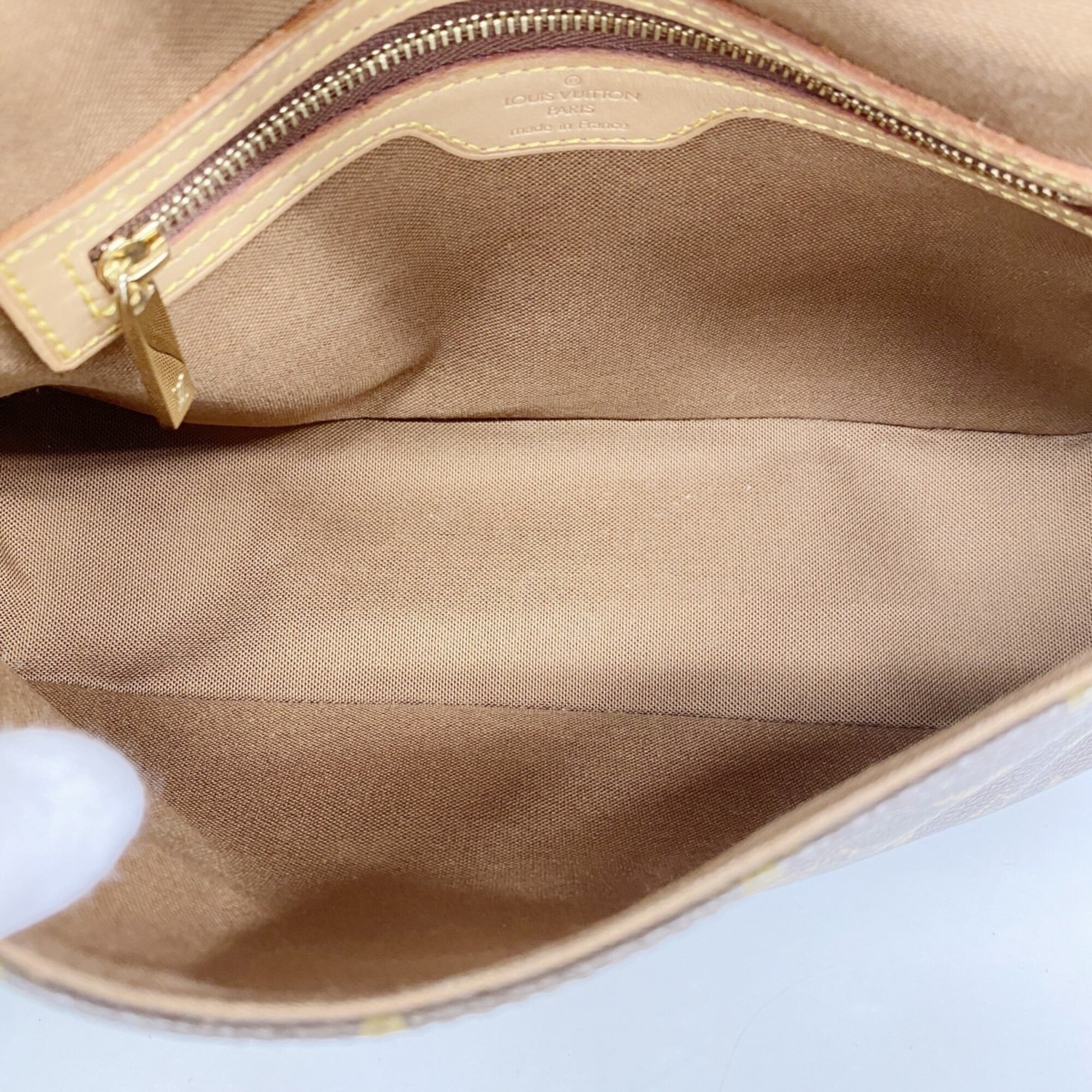 Looping Handbag Monogram Canvas Mini - Image 4