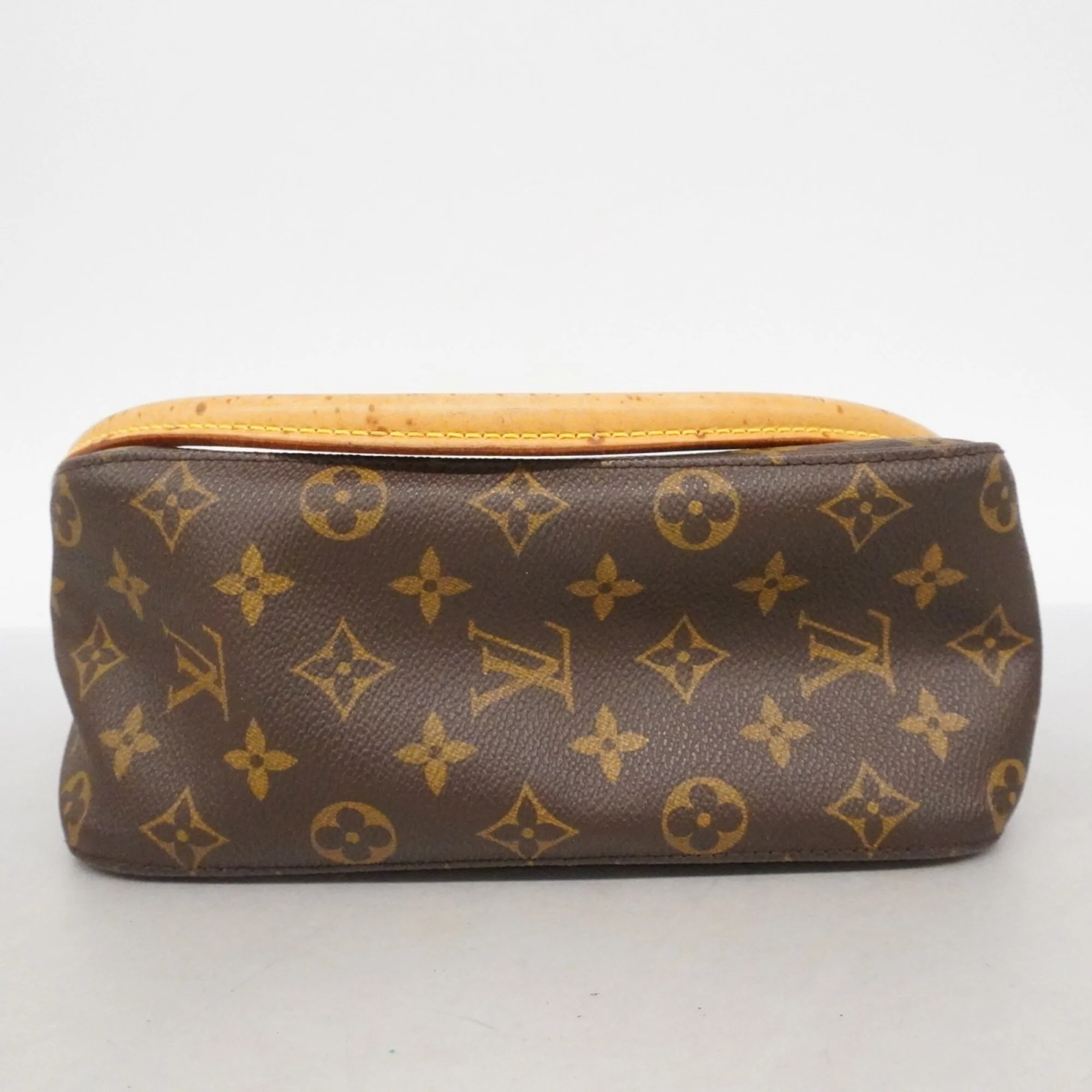 Looping Handbag Monogram Canvas MM - Image 3