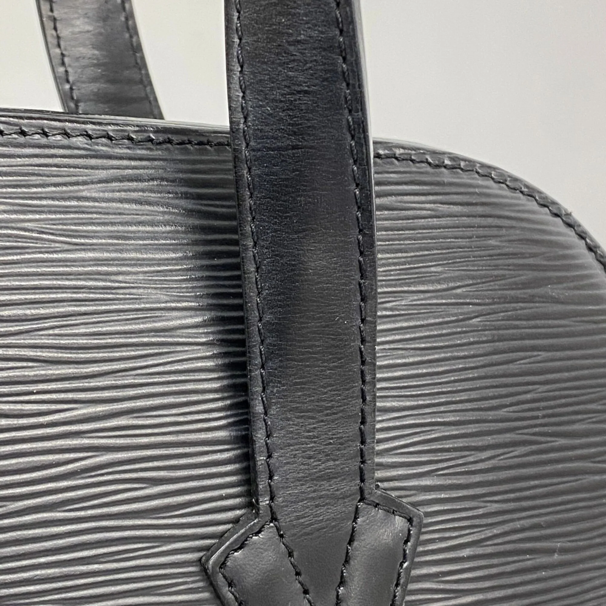 Lussac Handbag Epi Leather - Image 8