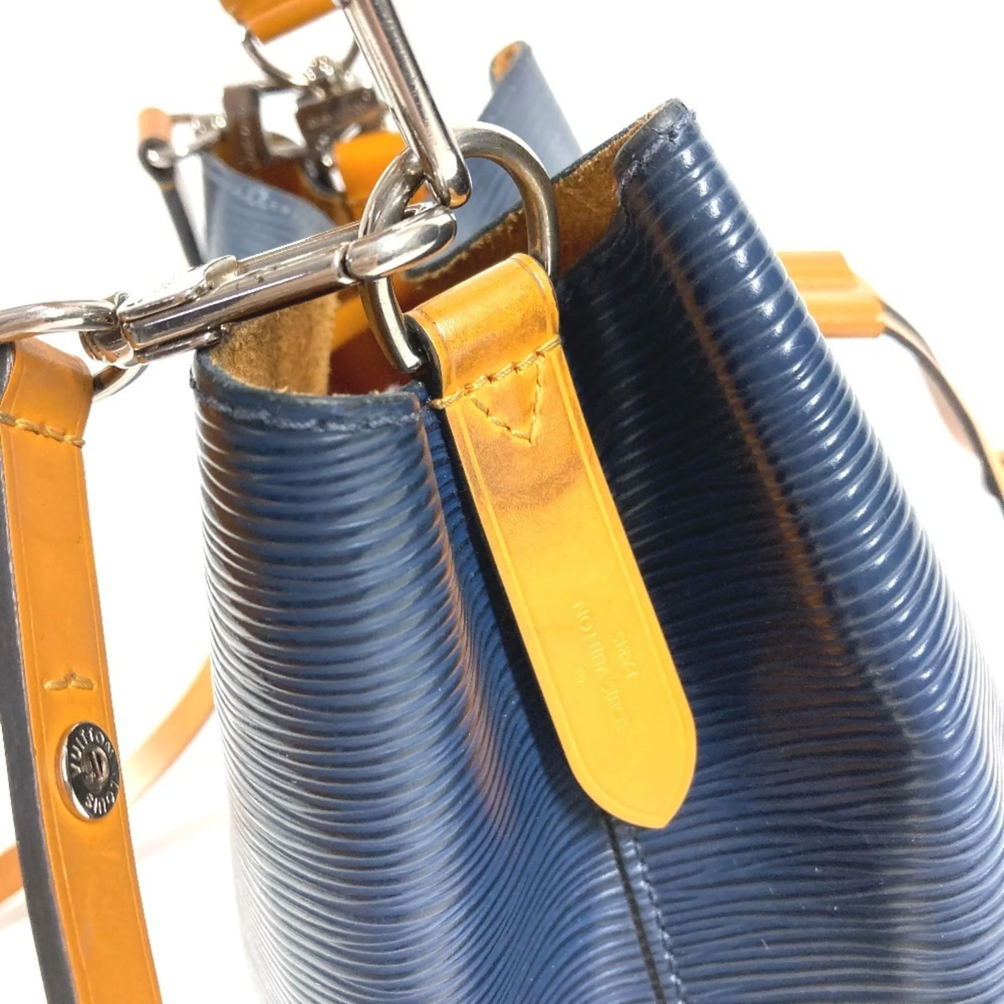 NeoNoe Handbag Epi Leather BB - Image 9