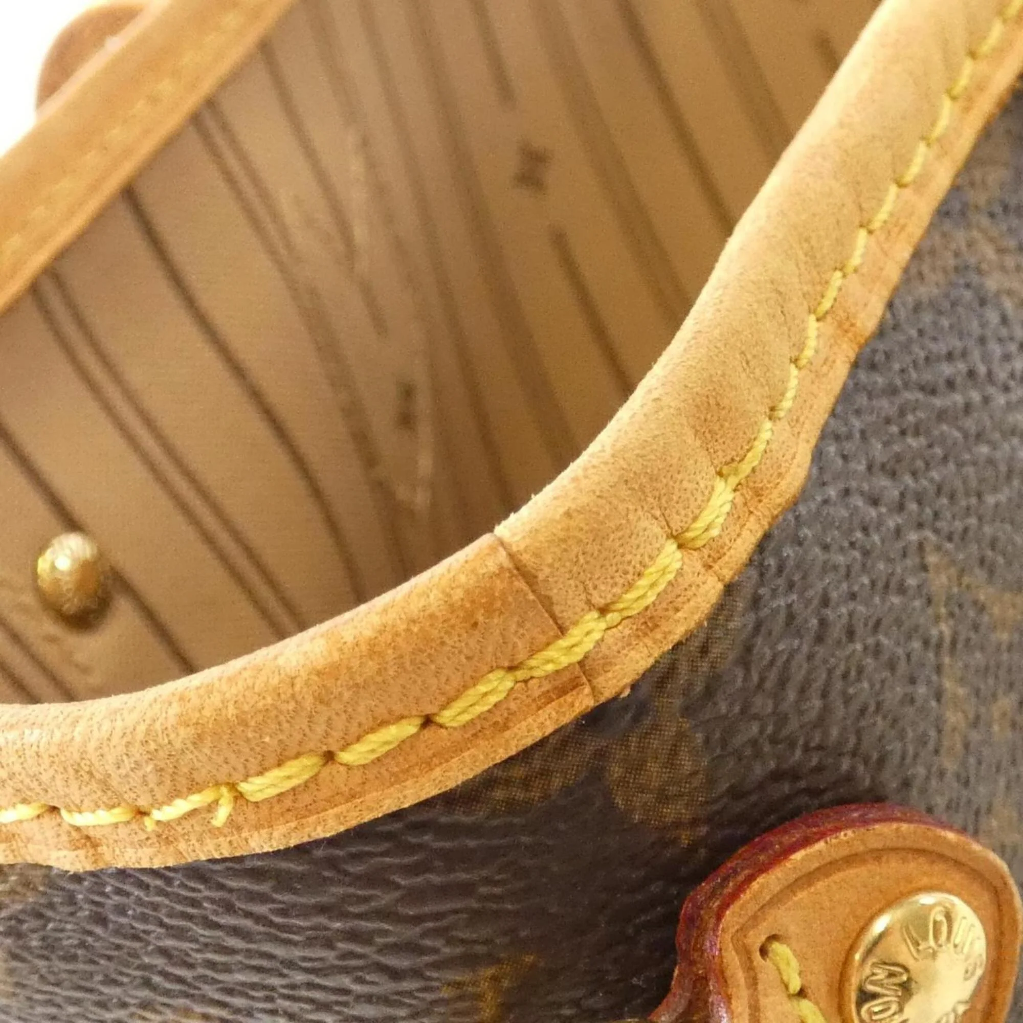Neverfull Tote Monogram Canvas PM - Image 3