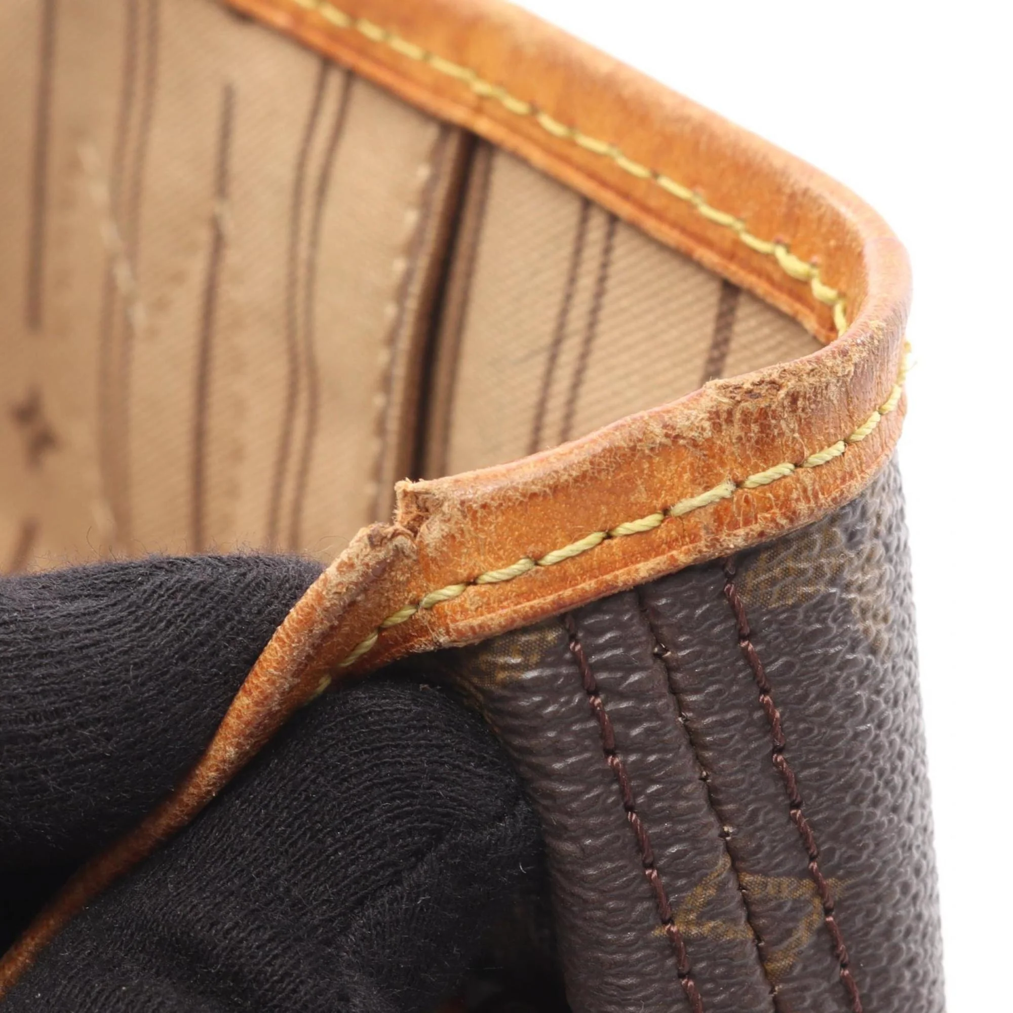 Neverfull Tote Monogram Canvas PM - Image 7
