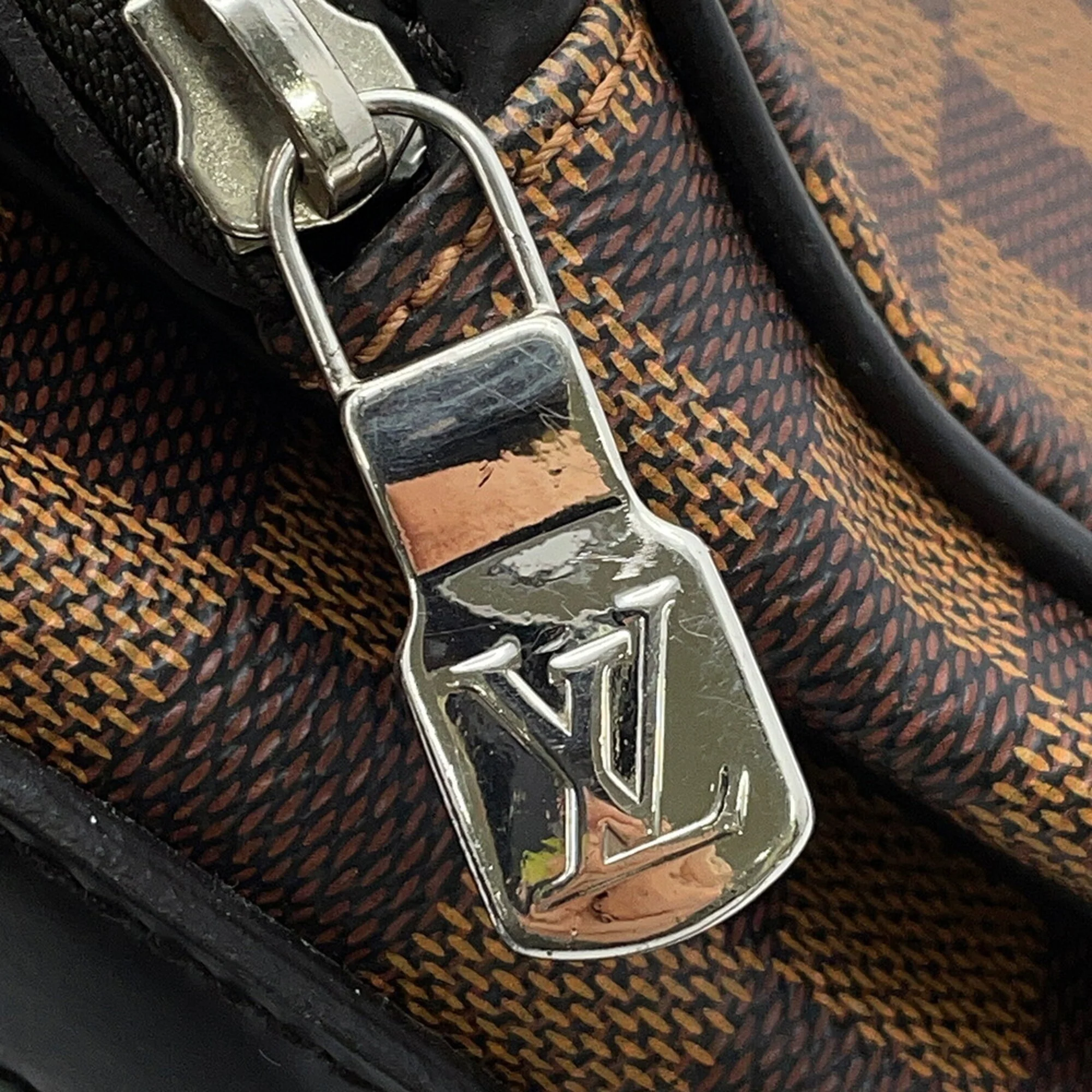 Nil Messenger Bag Limited Edition Chapman Savane Damier PM - Image 7