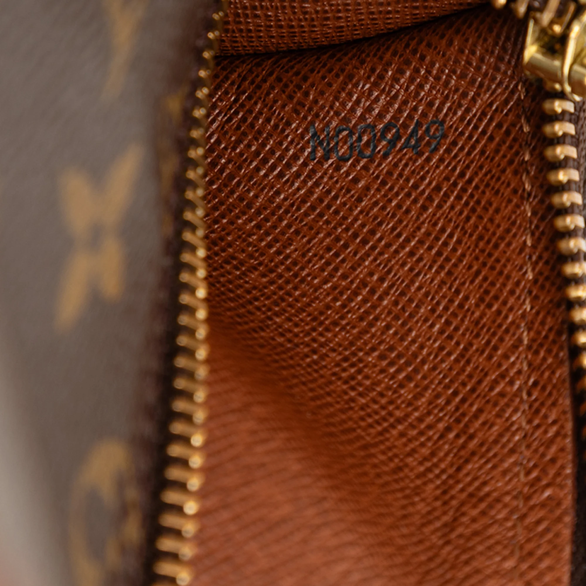 Papillon Handbag Monogram Canvas 26 - Image 6