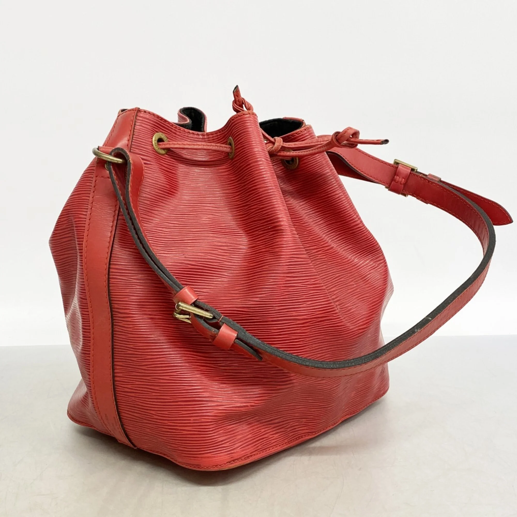 Petit Noe Handbag Epi Leather - Image 2