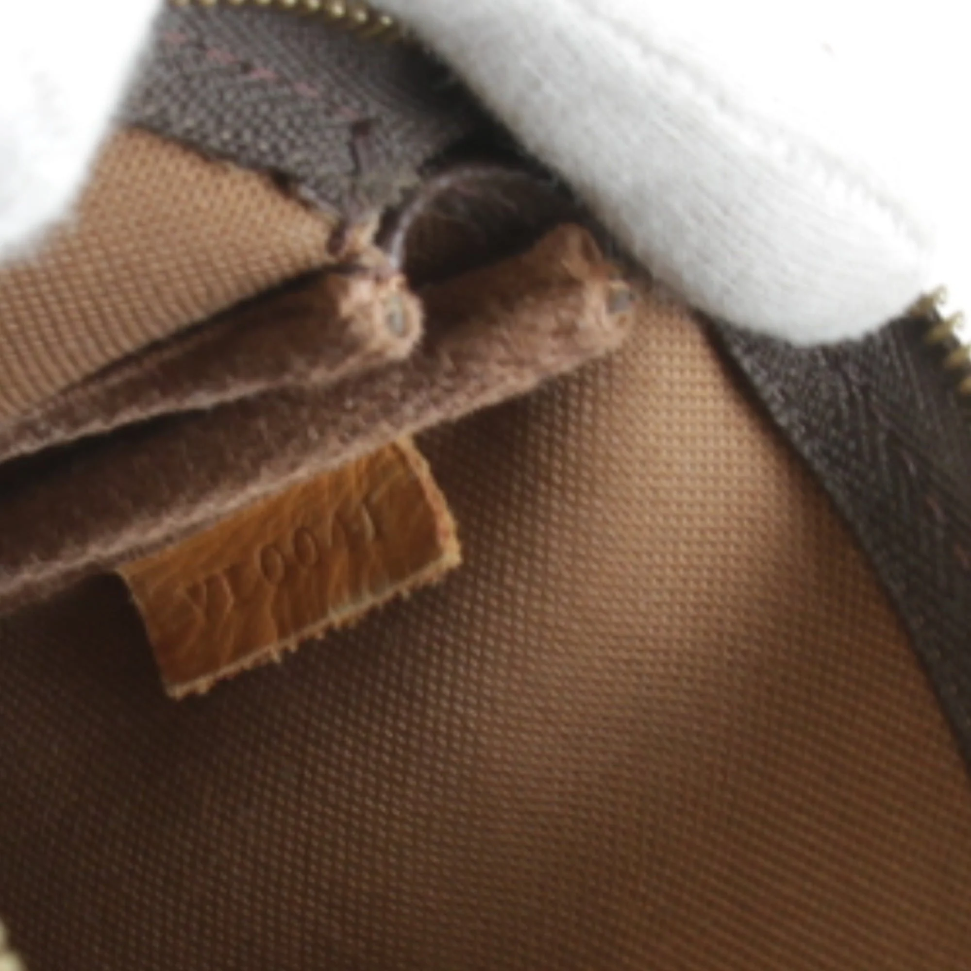 Pochette Accessoires Monogram Canvas - Image 8