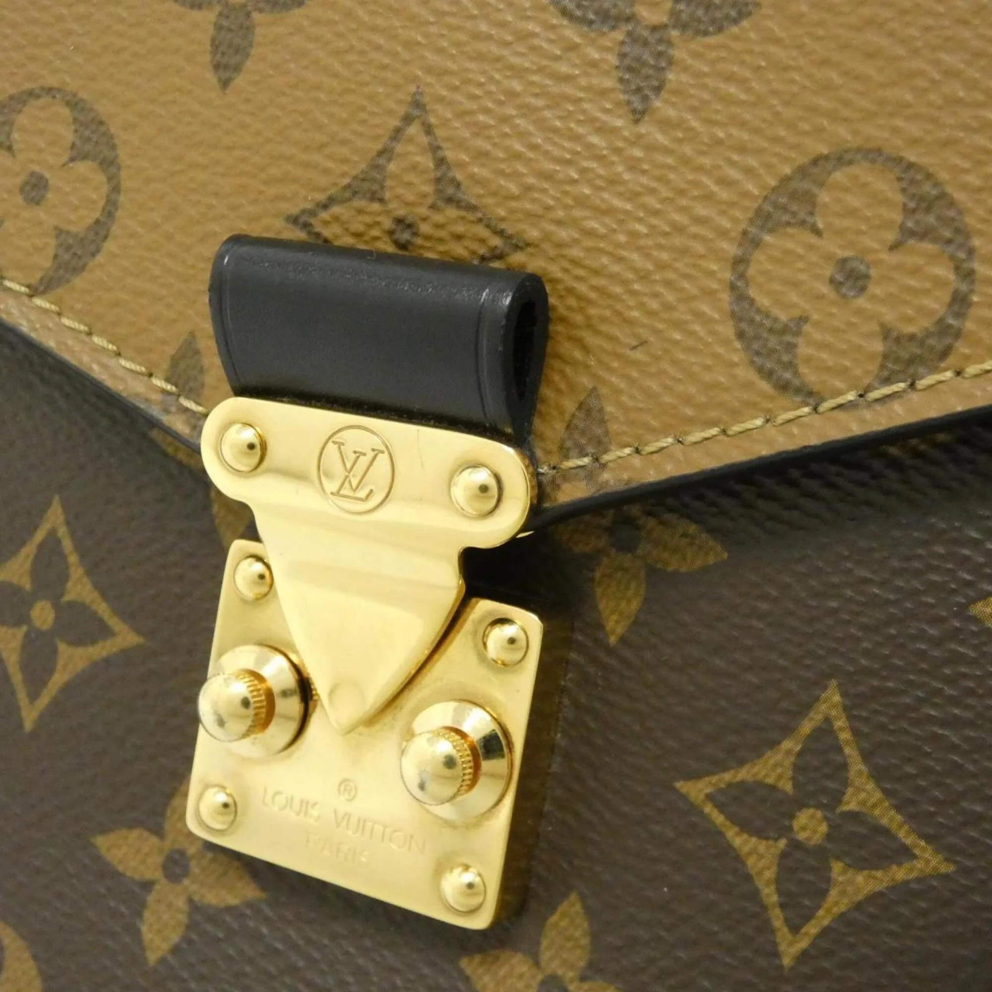 Pochette Metis Reverse Monogram Canvas - Image 4