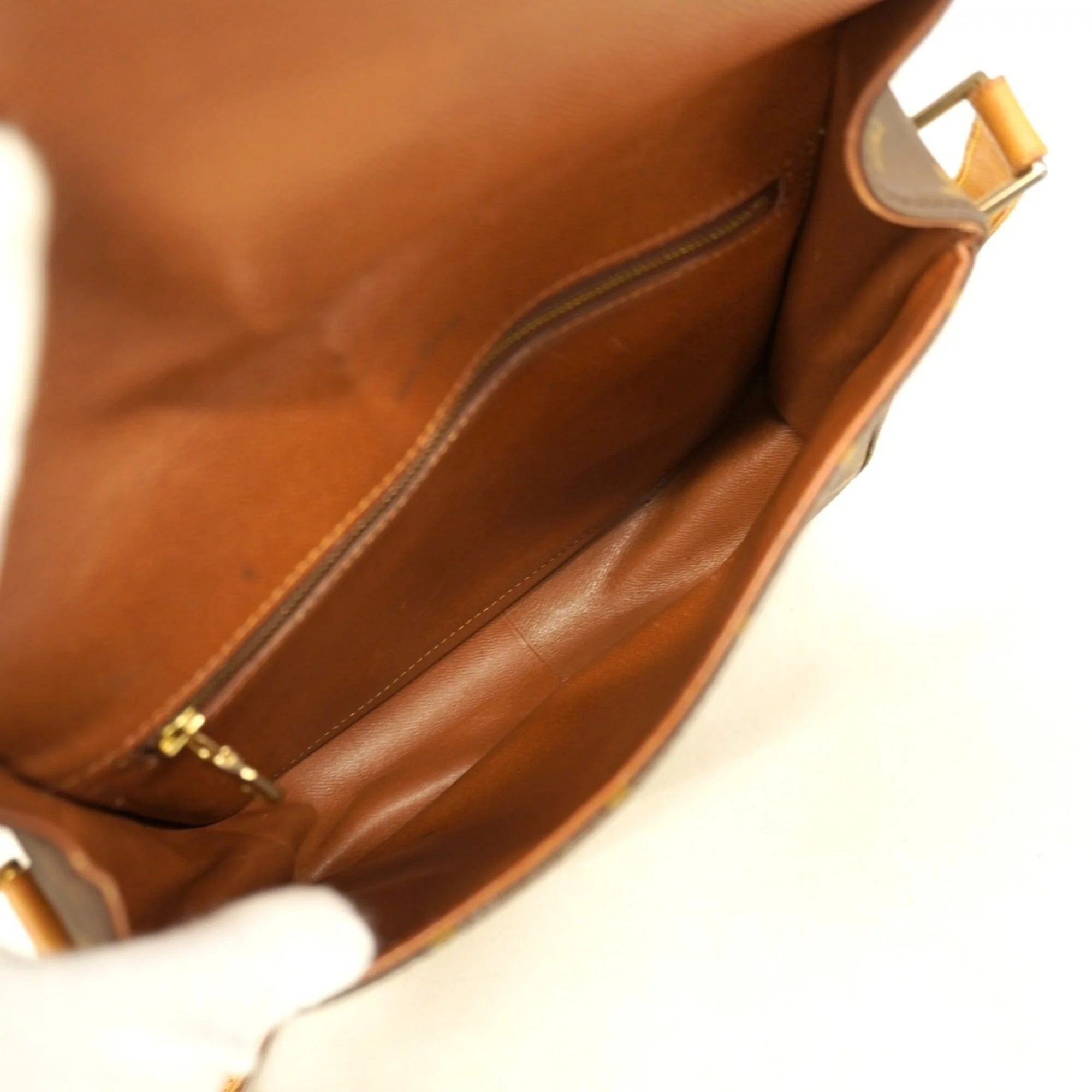 Saint Cloud Handbag Monogram Canvas GM - Image 4