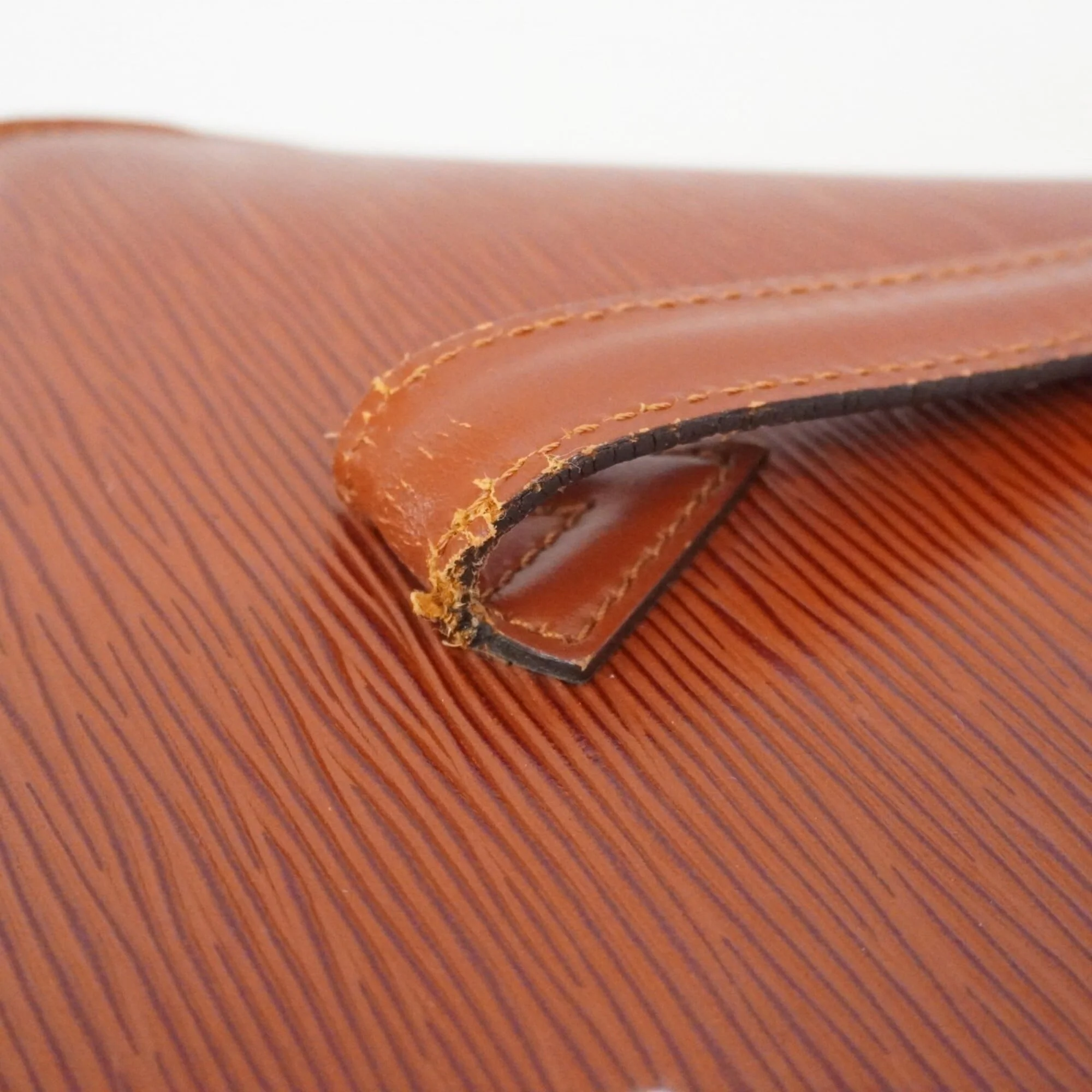Saint Jacques Handbag Epi Leather GM - Image 9