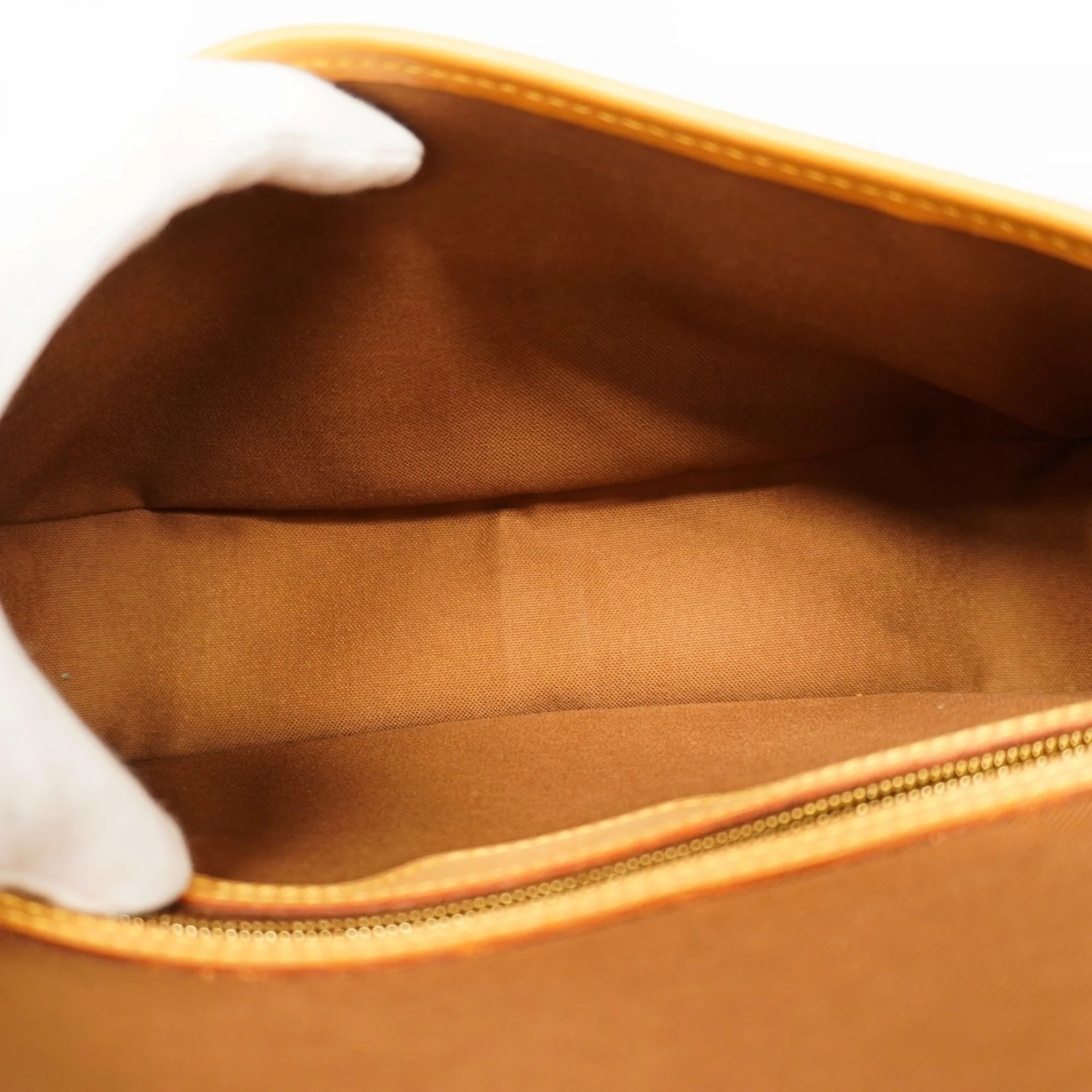 Sologne Handbag Monogram Canvas - Image 4