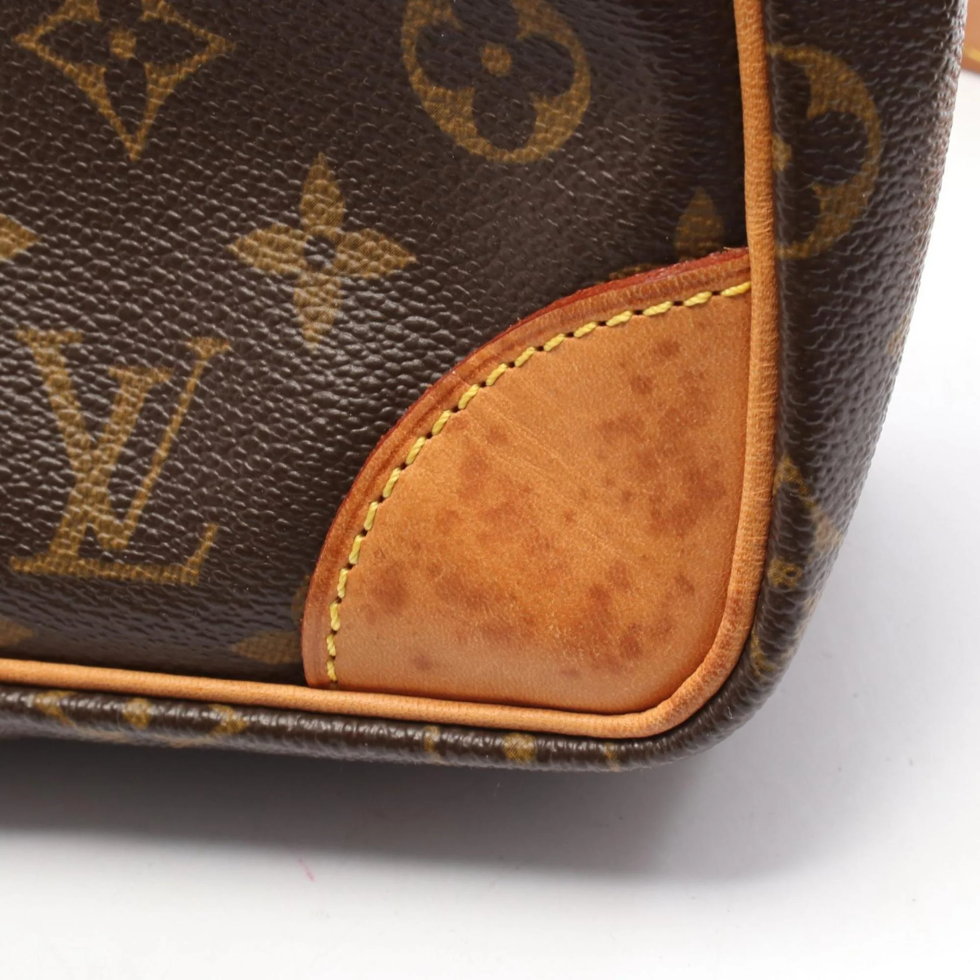 Trocadero Handbag Monogram Canvas 30 - Image 8