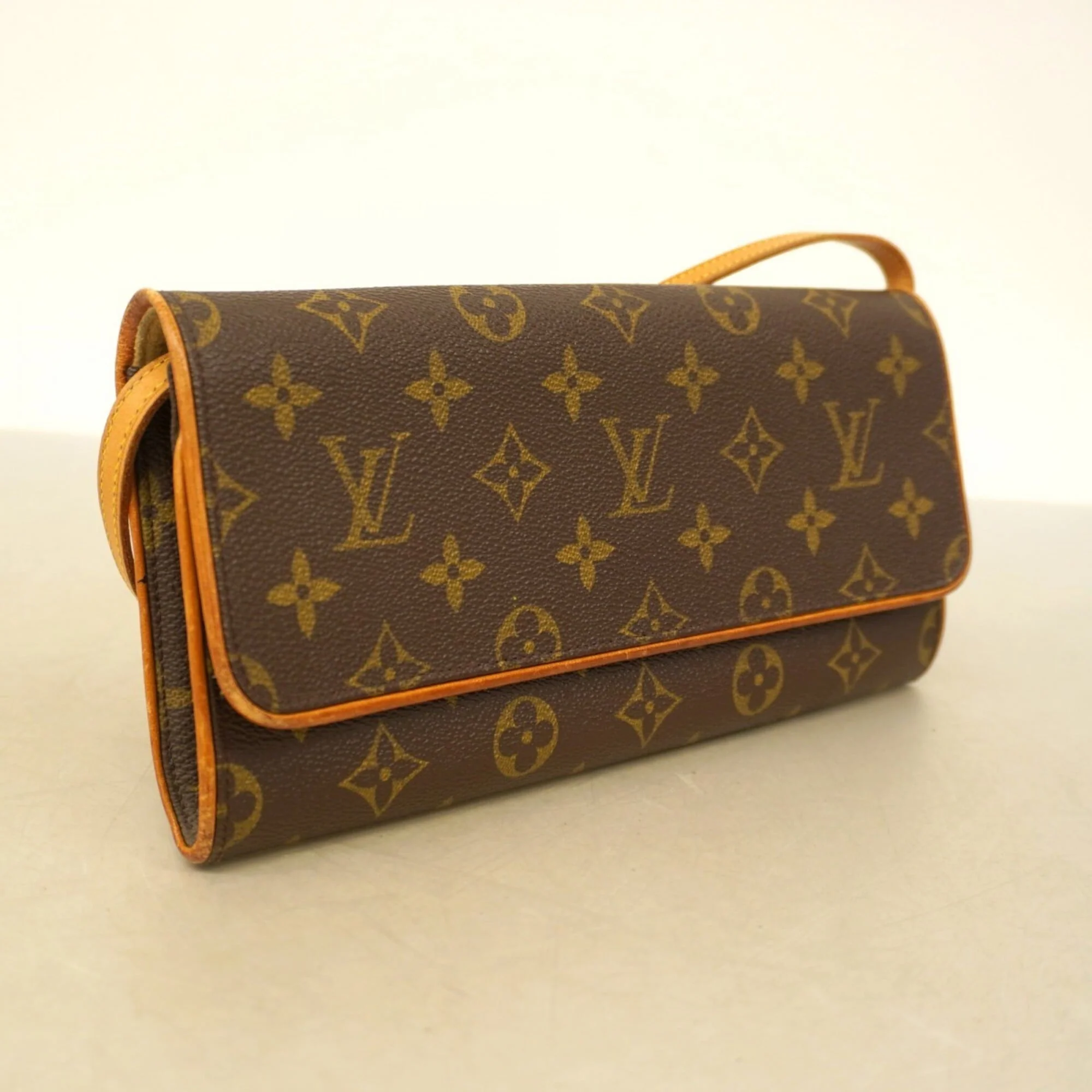 Twin Handbag Monogram Canvas GM - Image 2