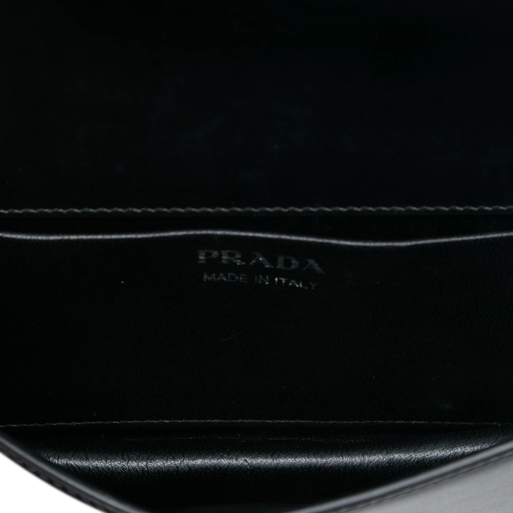 Elektra Wallet on Chain Studded Leather - Image 4