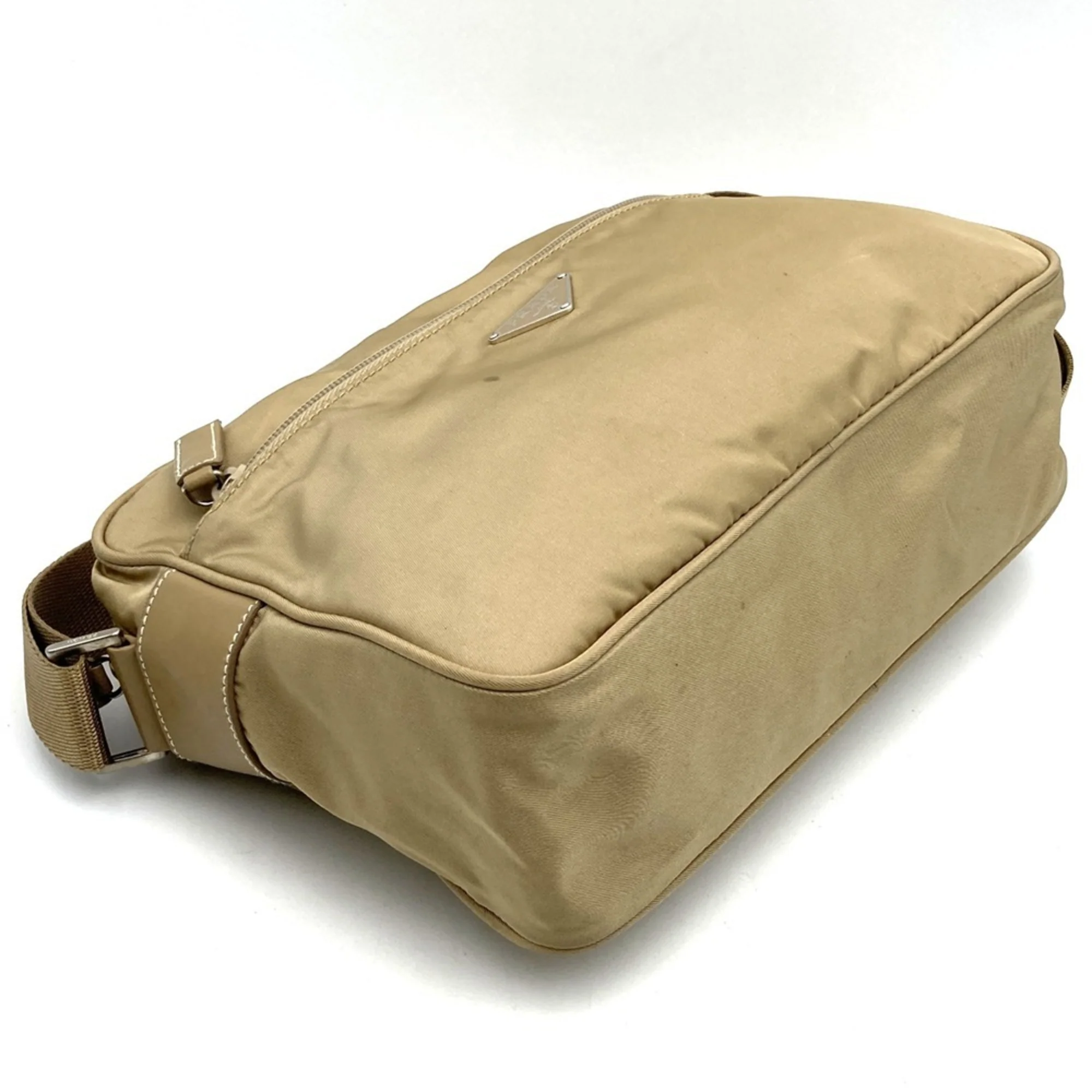 Front Pocket Messenger Bag Tessuto Medium - Image 5