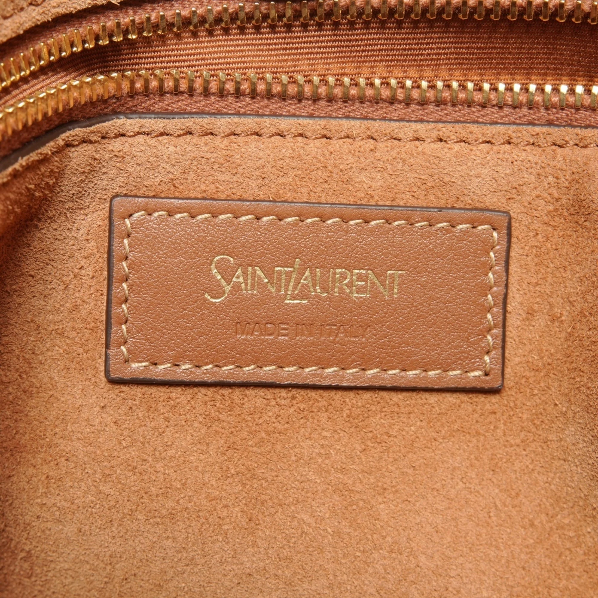 Y Tote Leather Medium - Image 9