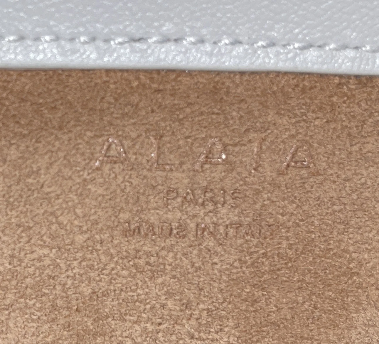 Le Click East West Bag Leather Medium - Image 8