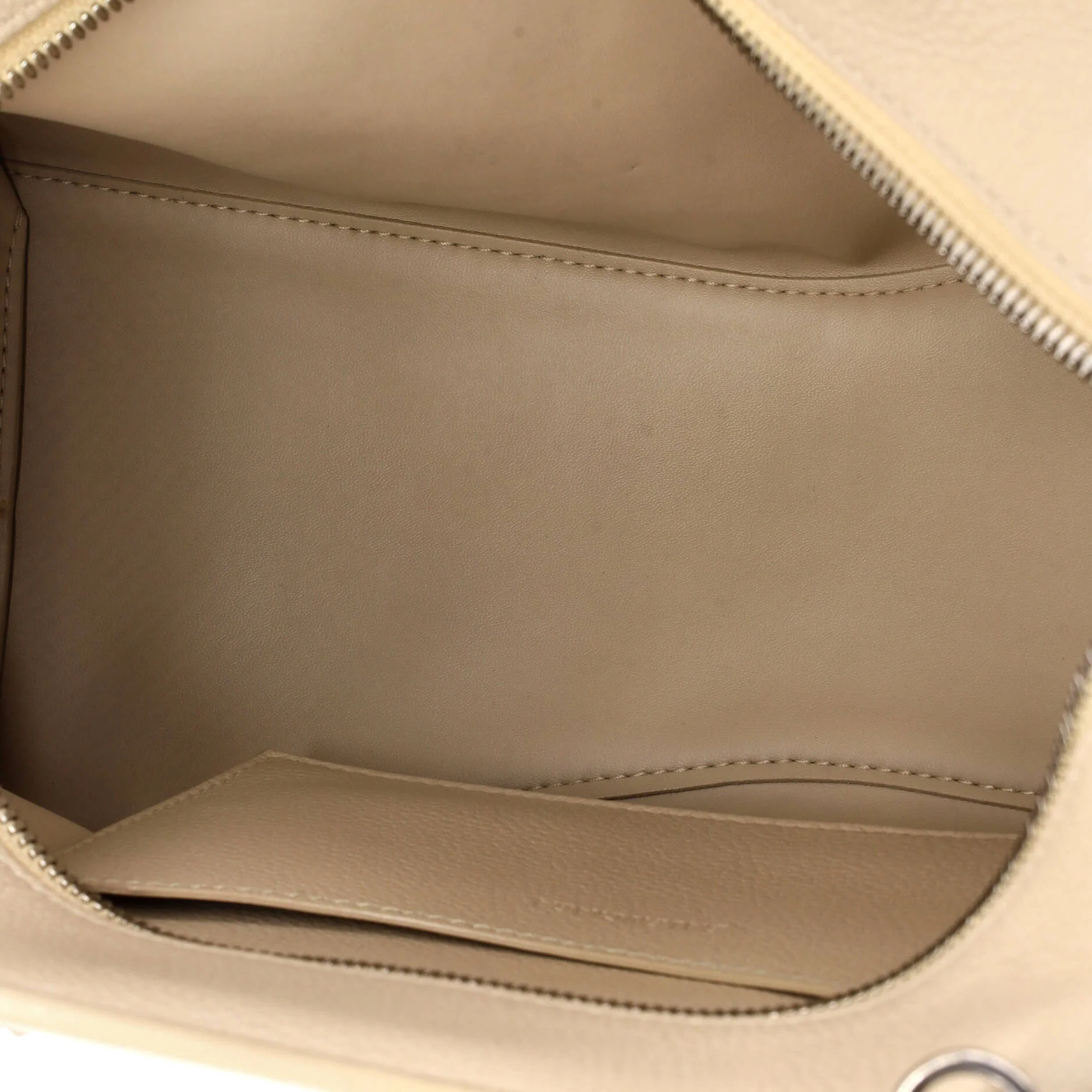 Neo Classic City Bag Leather Small - Image 5