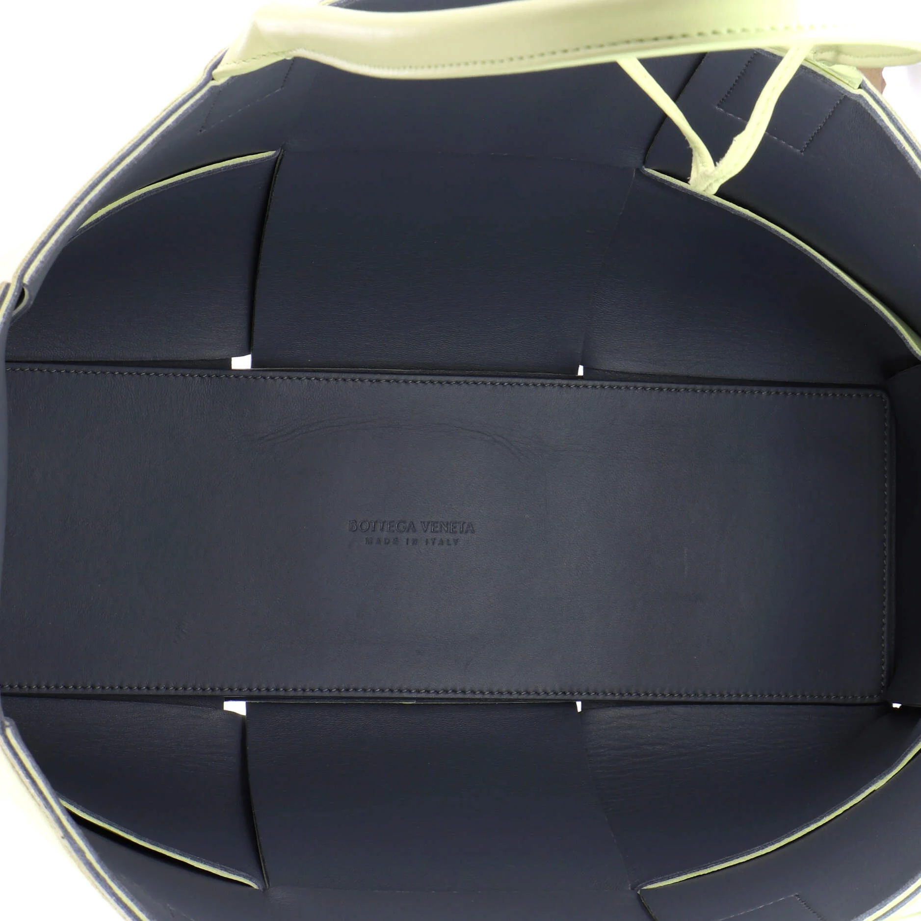Arco Tote Maxi Intrecciato Leather Medium - Image 5