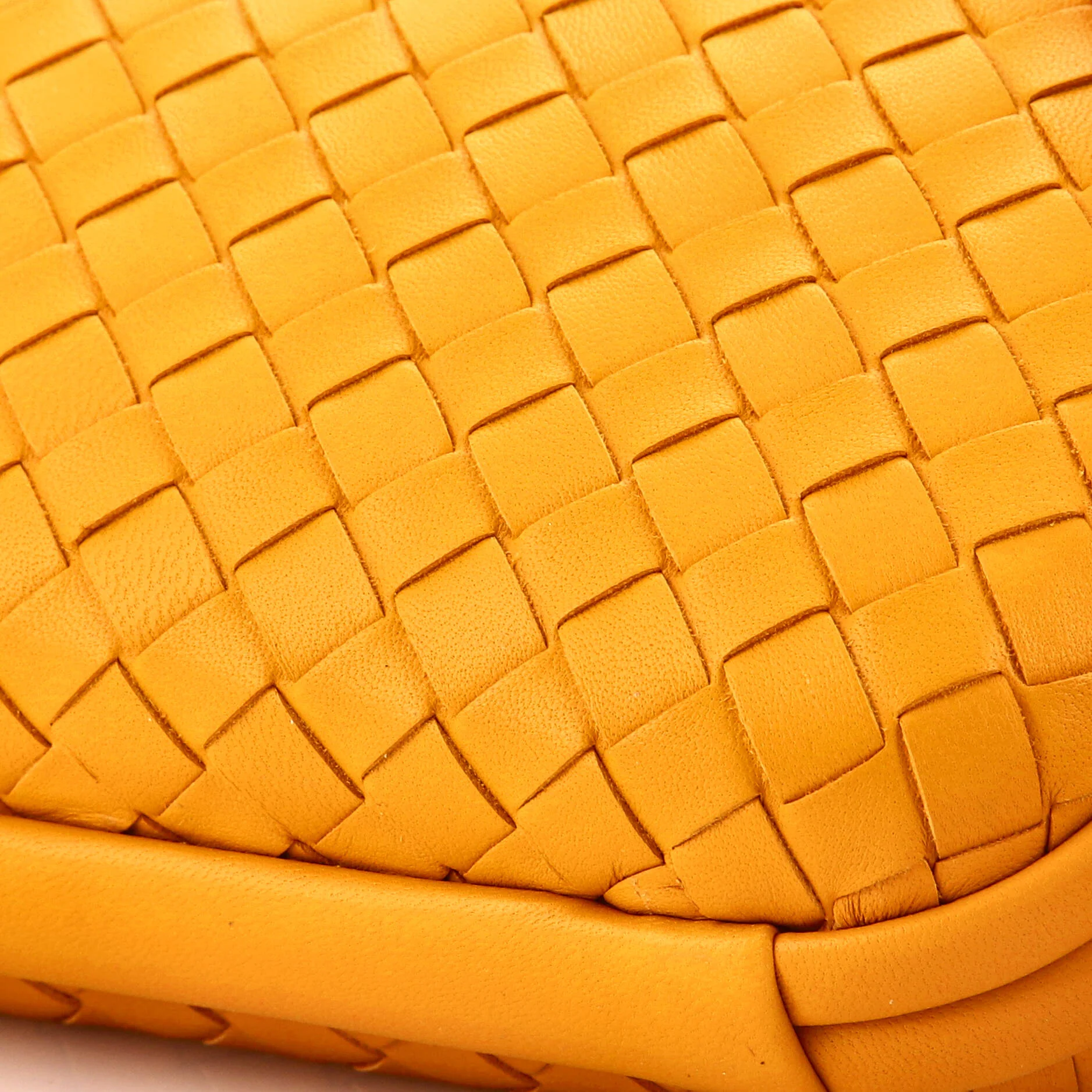 Box Knot Clutch Intrecciato Nappa Small - Image 6