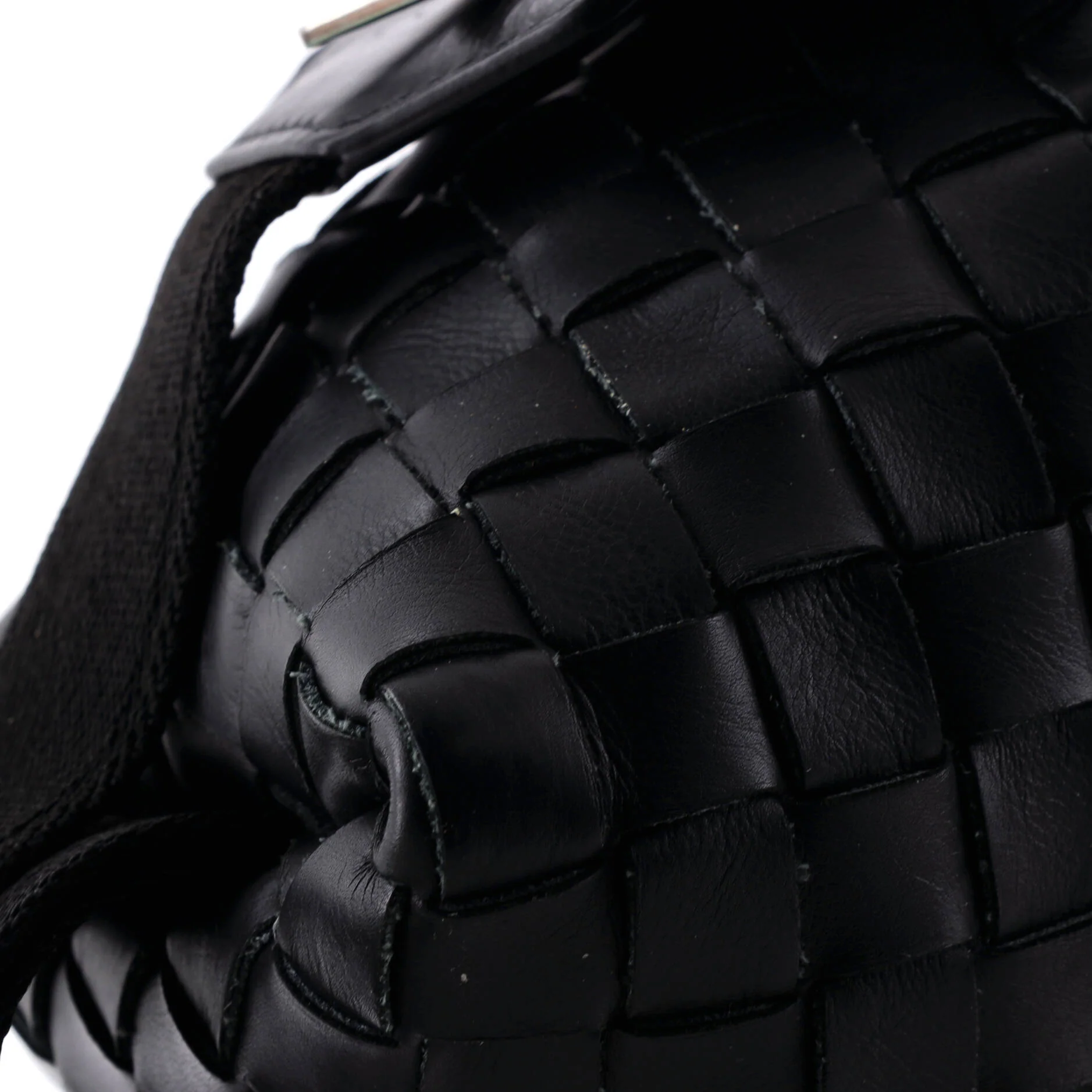 Hydrology Sling Crossbody Bag Intrecciato Leather - Image 6