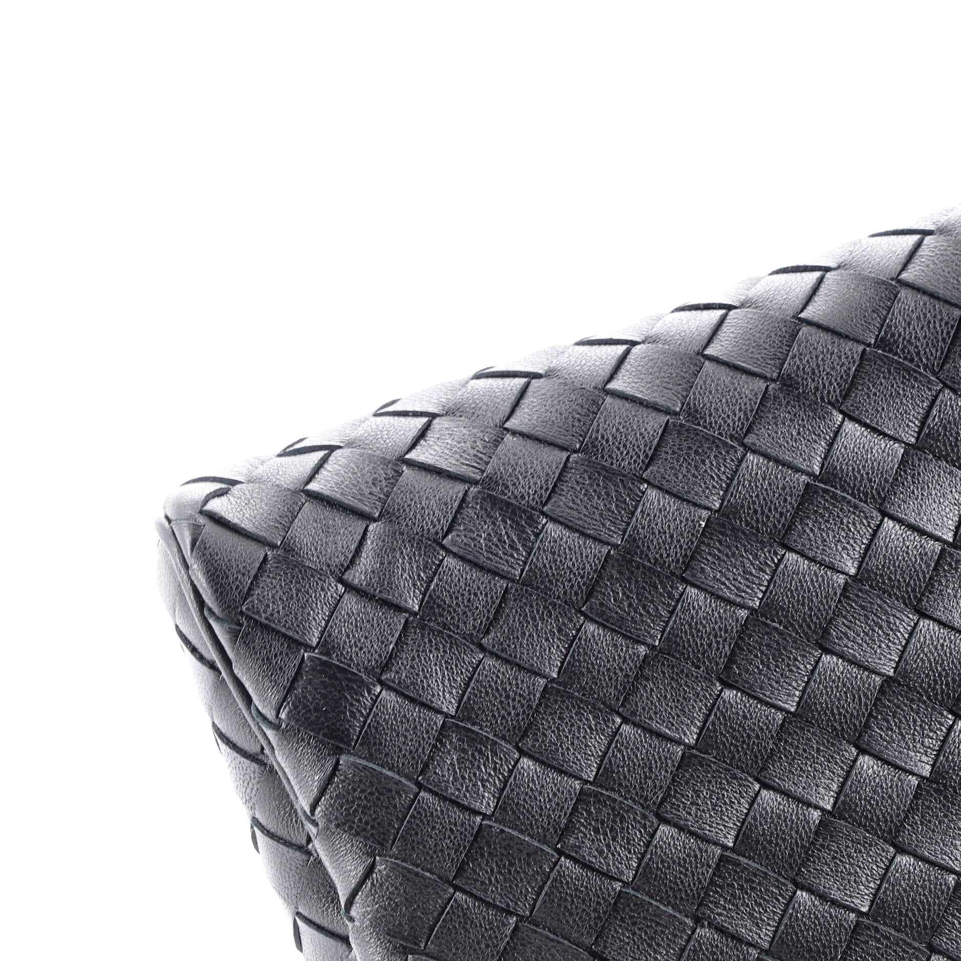 Soft Chain Vanity Case Intrecciato Leather Small - Image 7