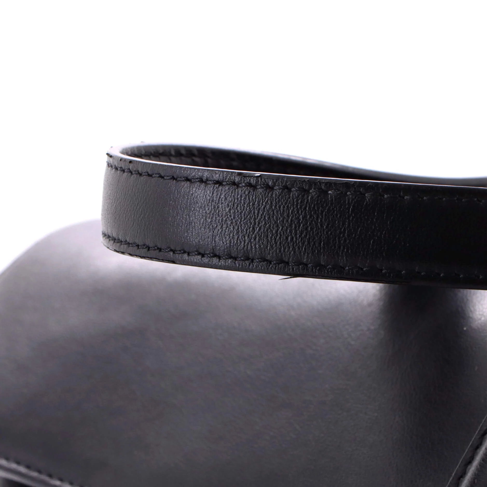 Soft 16 Bag Smooth Calfskin Large - Image 6