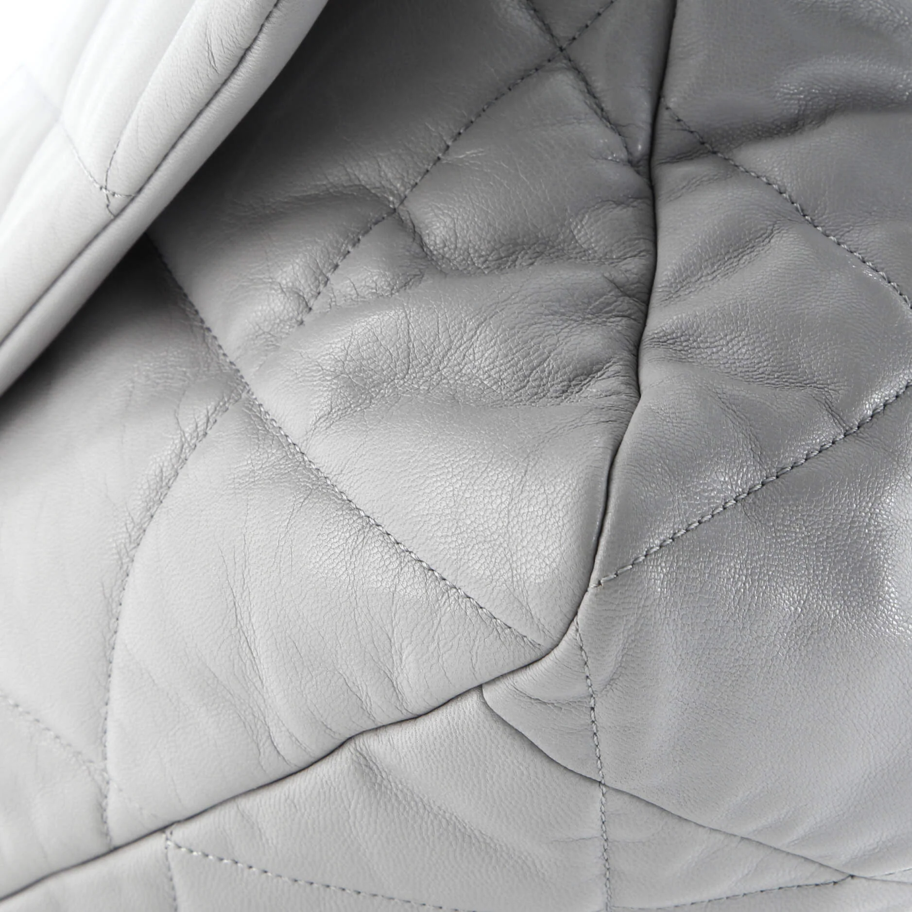 19 Flap Bag Quilted Leather Maxi - Image 7