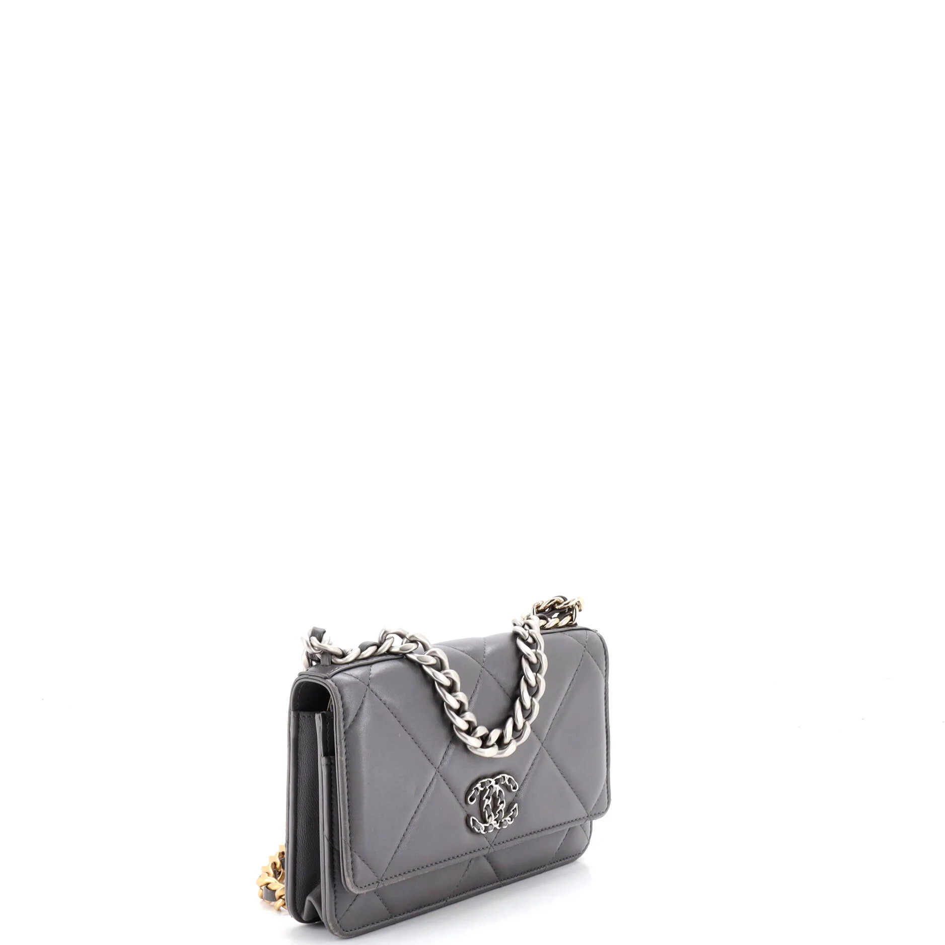 19 Wallet on Chain Quilted Lambskin - Image 2