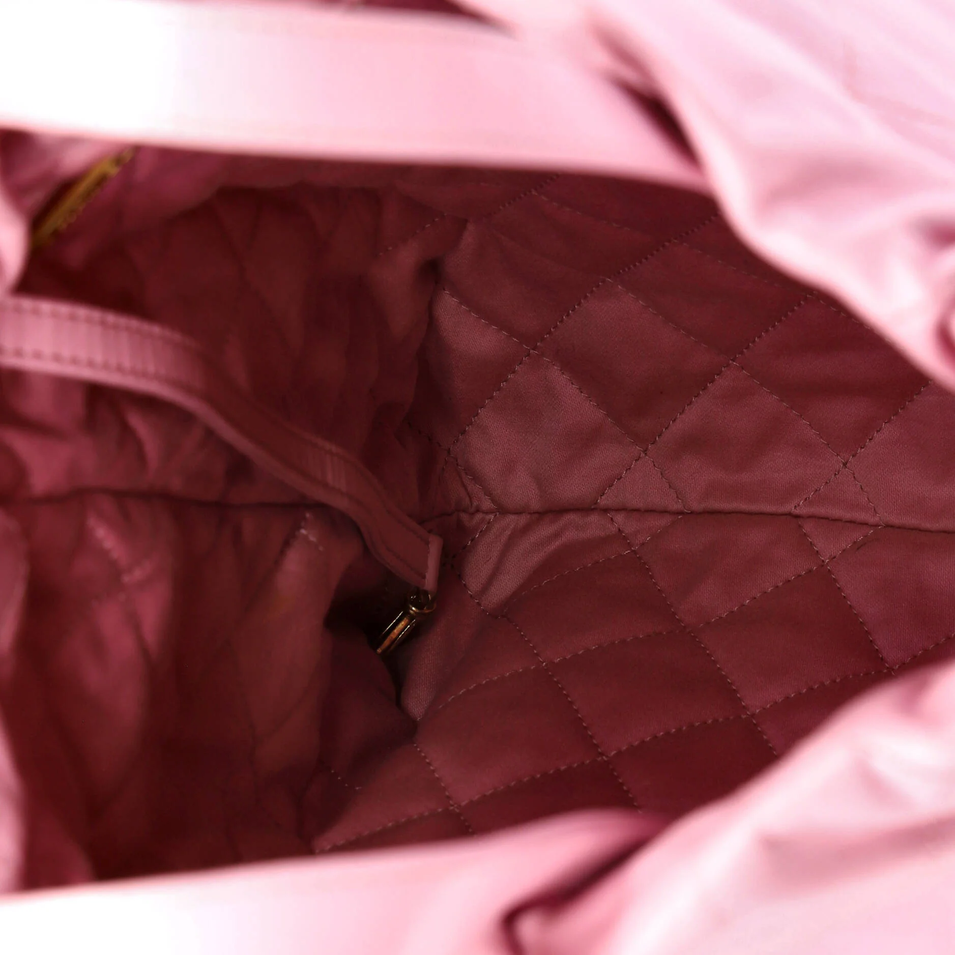 22 Chain Backpack Quilted Calfskin Medium - Image 5