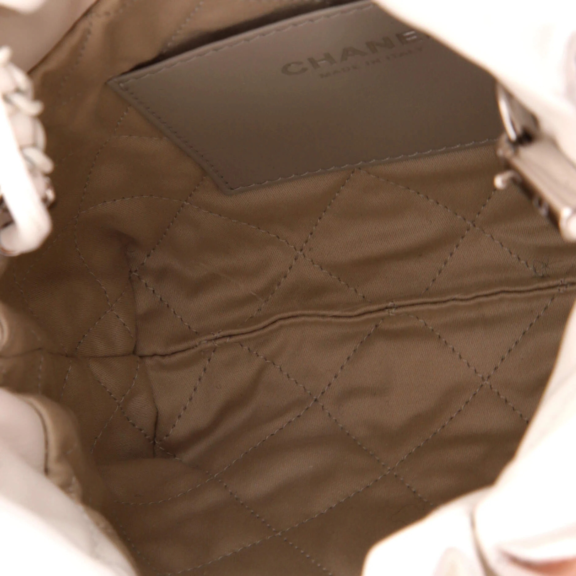 22 Chain Hobo Quilted Metallic Degrade Calfskin Mini - Image 5