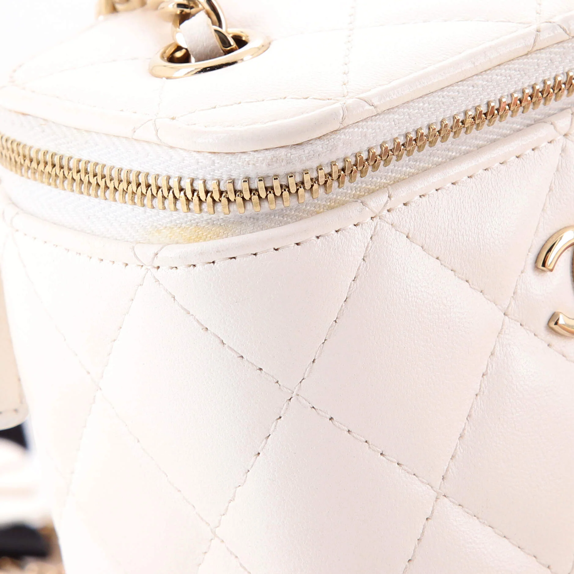 Camellia Bow Vanity Case with Chain Quilted Lambskin Mini - Image 7