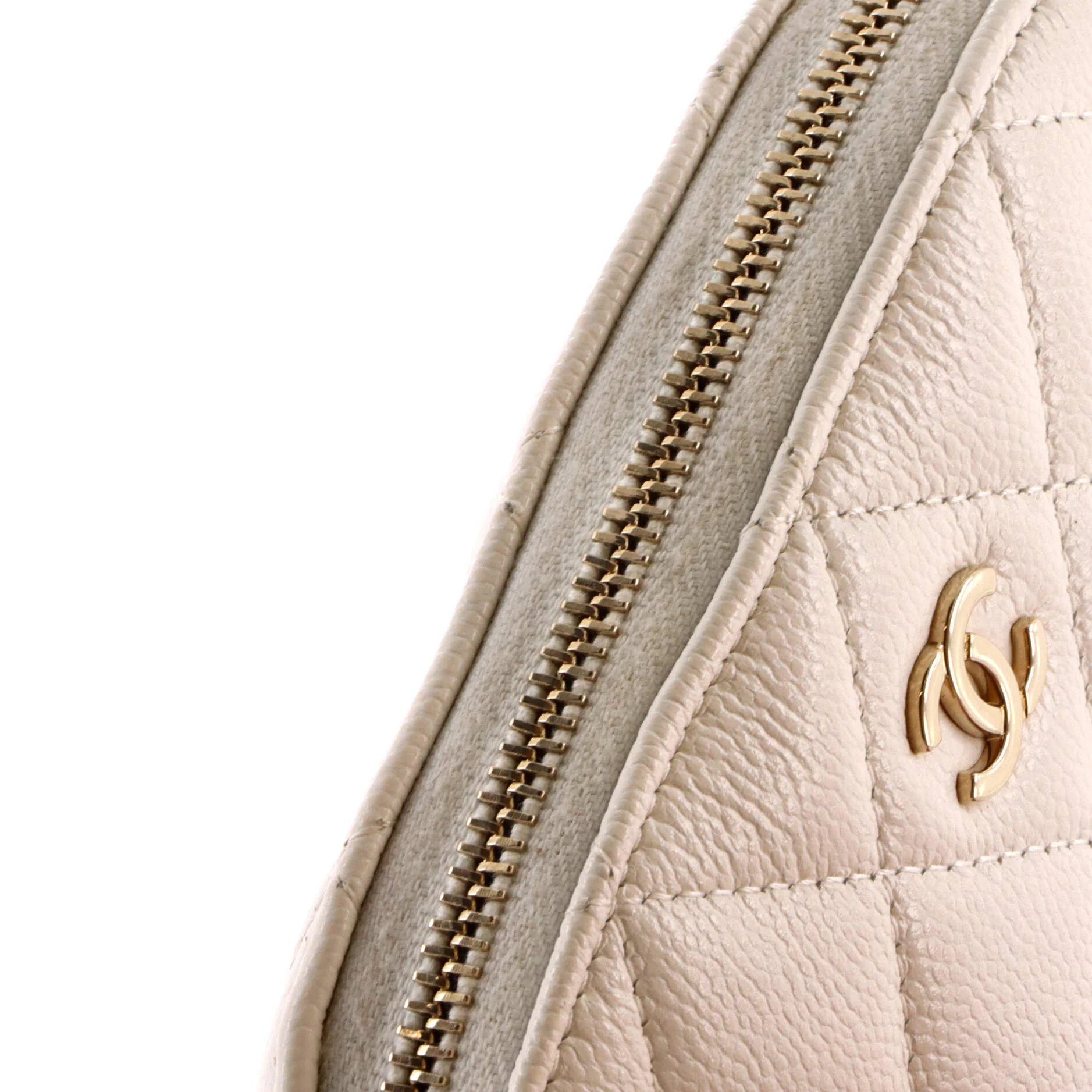 CC Dome Zip Clutch with Chain Quilted Caviar Mini - Image 6