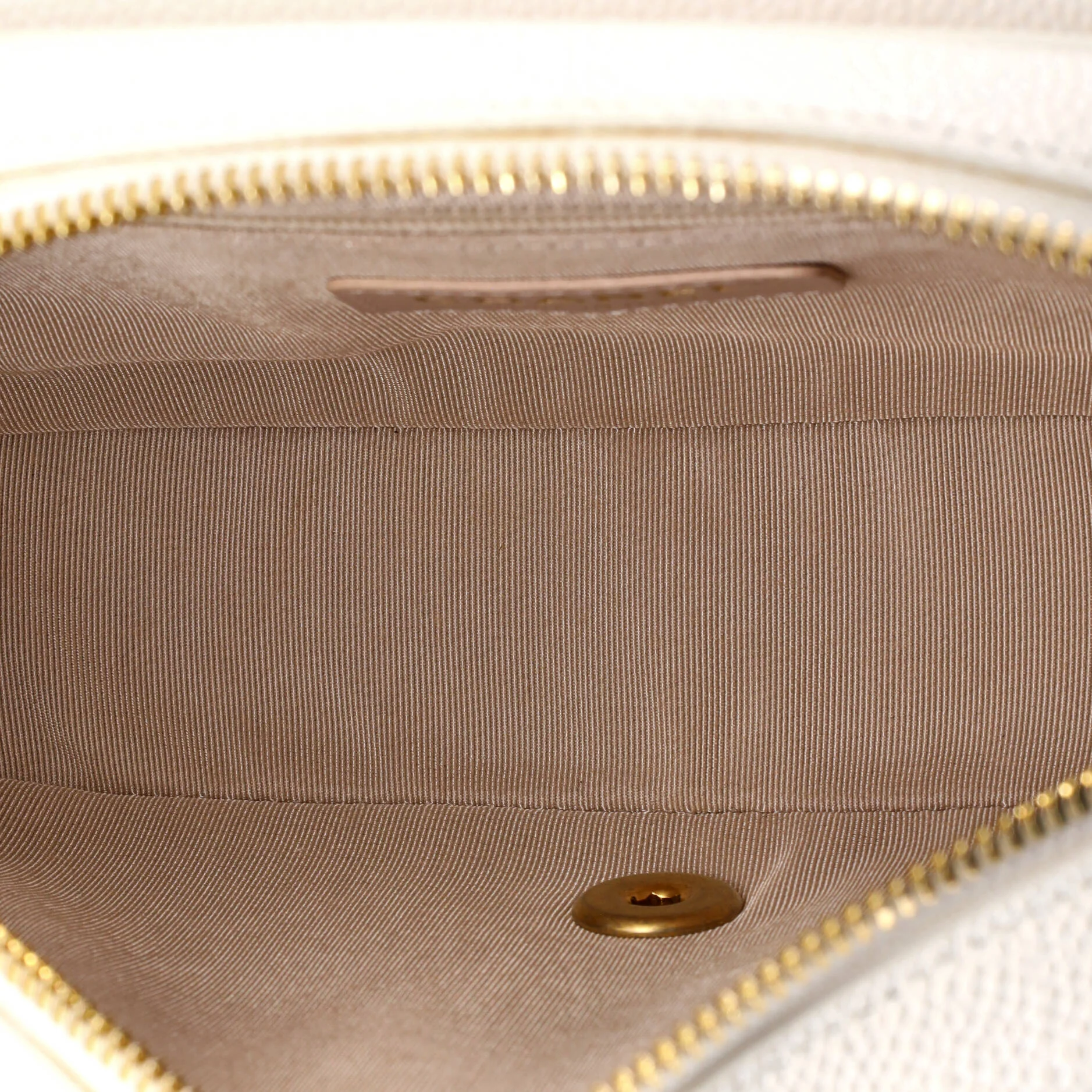 CC Zipped Full Flap Bag Stitched Caviar Medium - Image 5