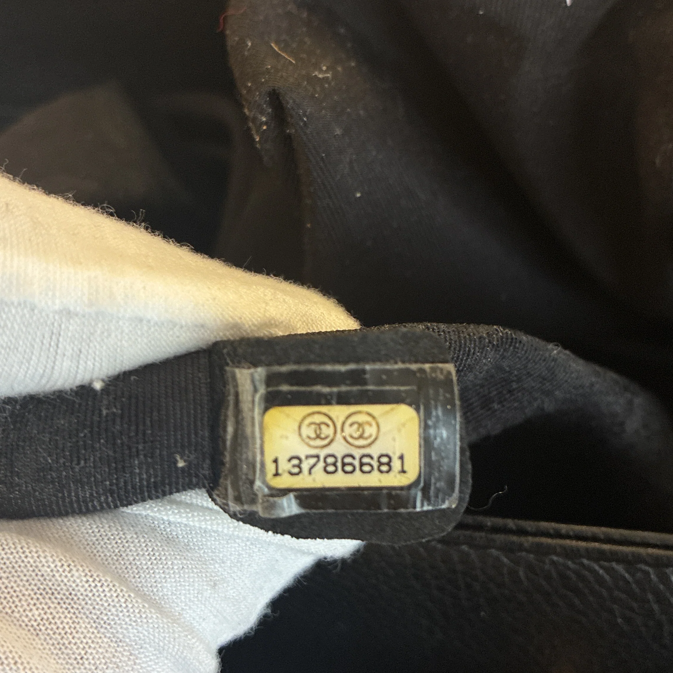 Cerf Executive Tote Leather Medium - Image 7