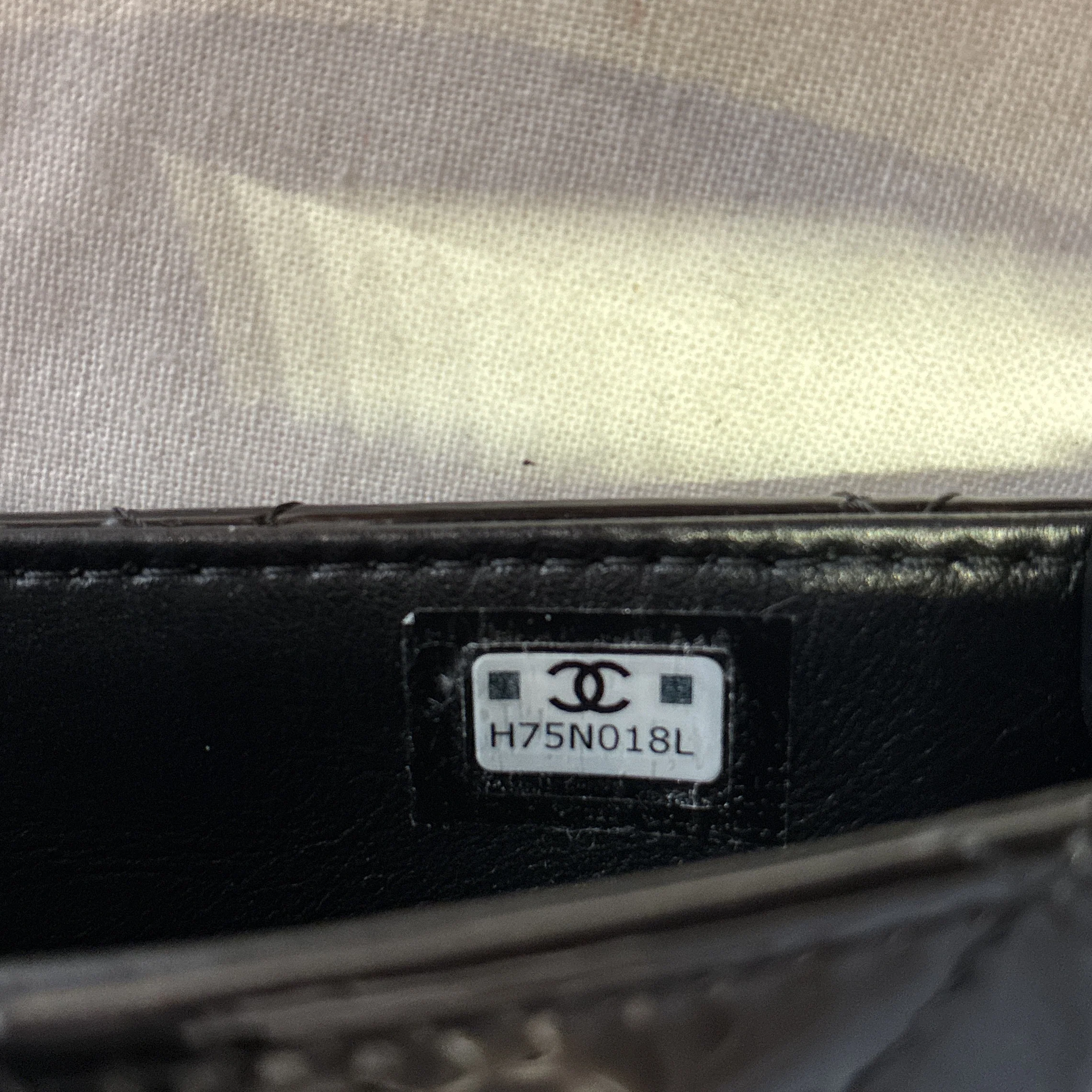 Chain Around Hoop Bag Quilted Patent Small - Image 6