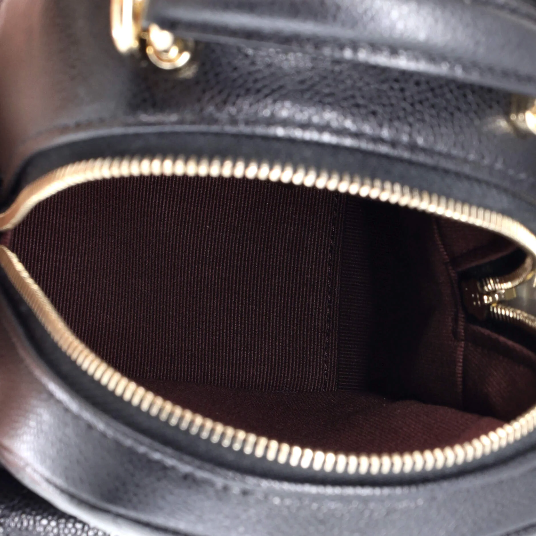 Classic CC Chain Pocket Backpack Quilted Caviar Mini - Image 6