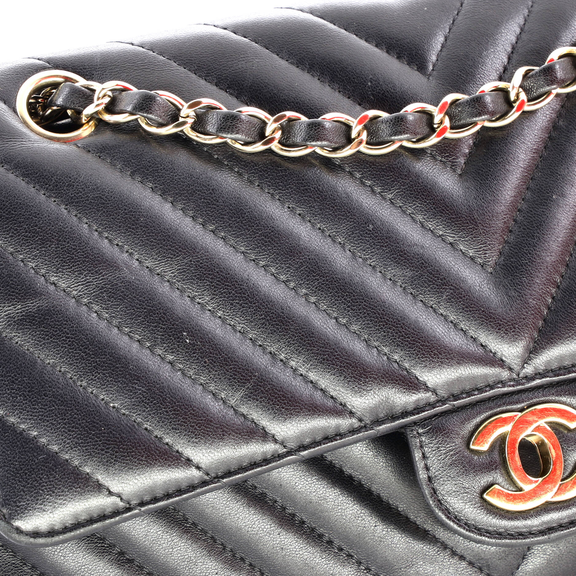 Classic Double Flap Bag Chevron Lambskin Medium - Image 8