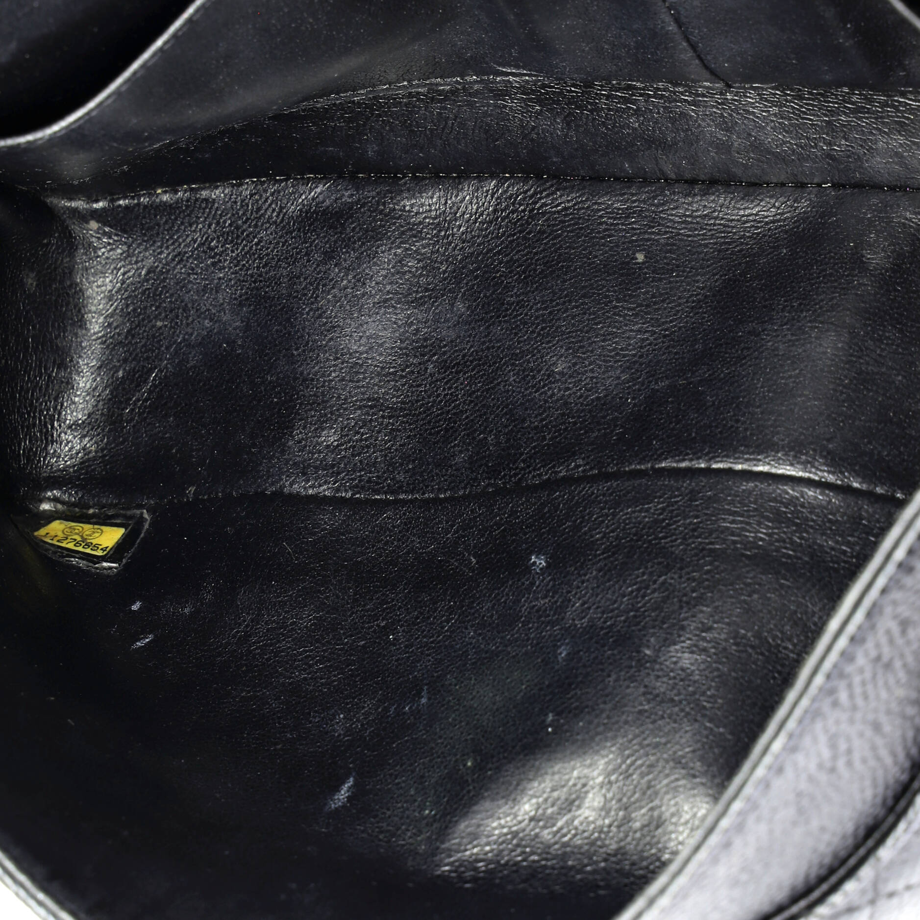 Vintage Classic Double Flap Bag Quilted Caviar Medium - Image 5