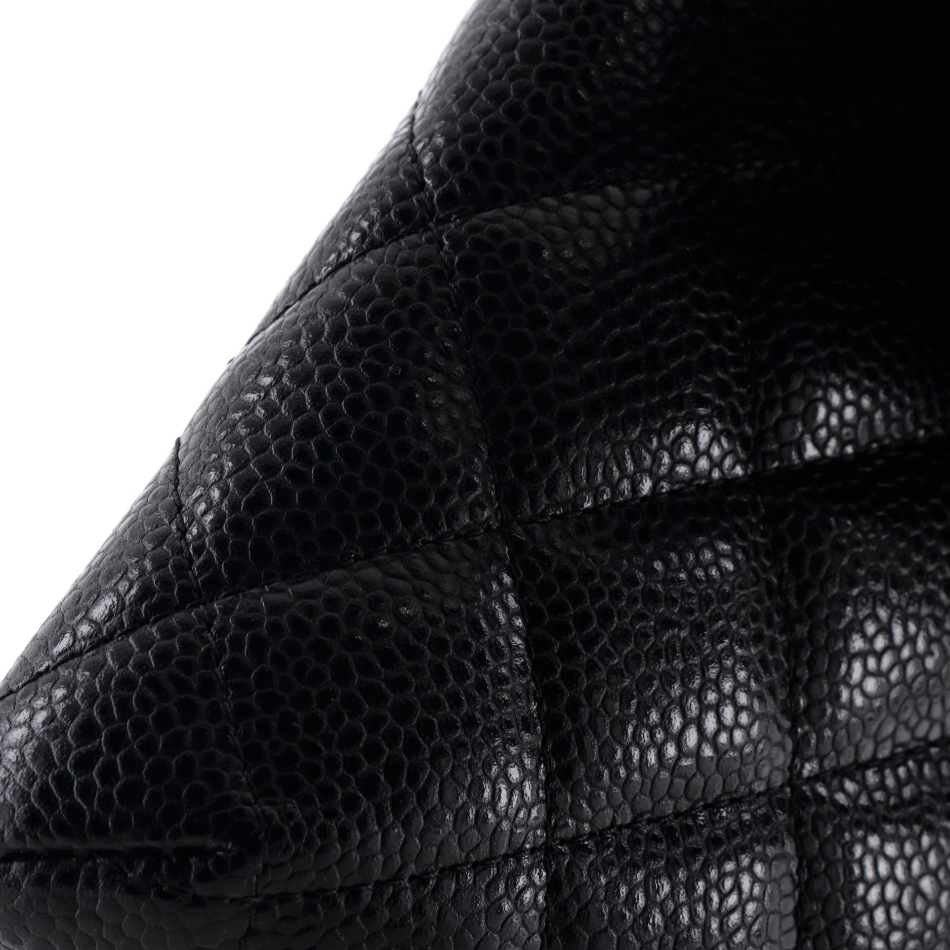 Classic Flap Clutch Quilted Caviar - Image 7